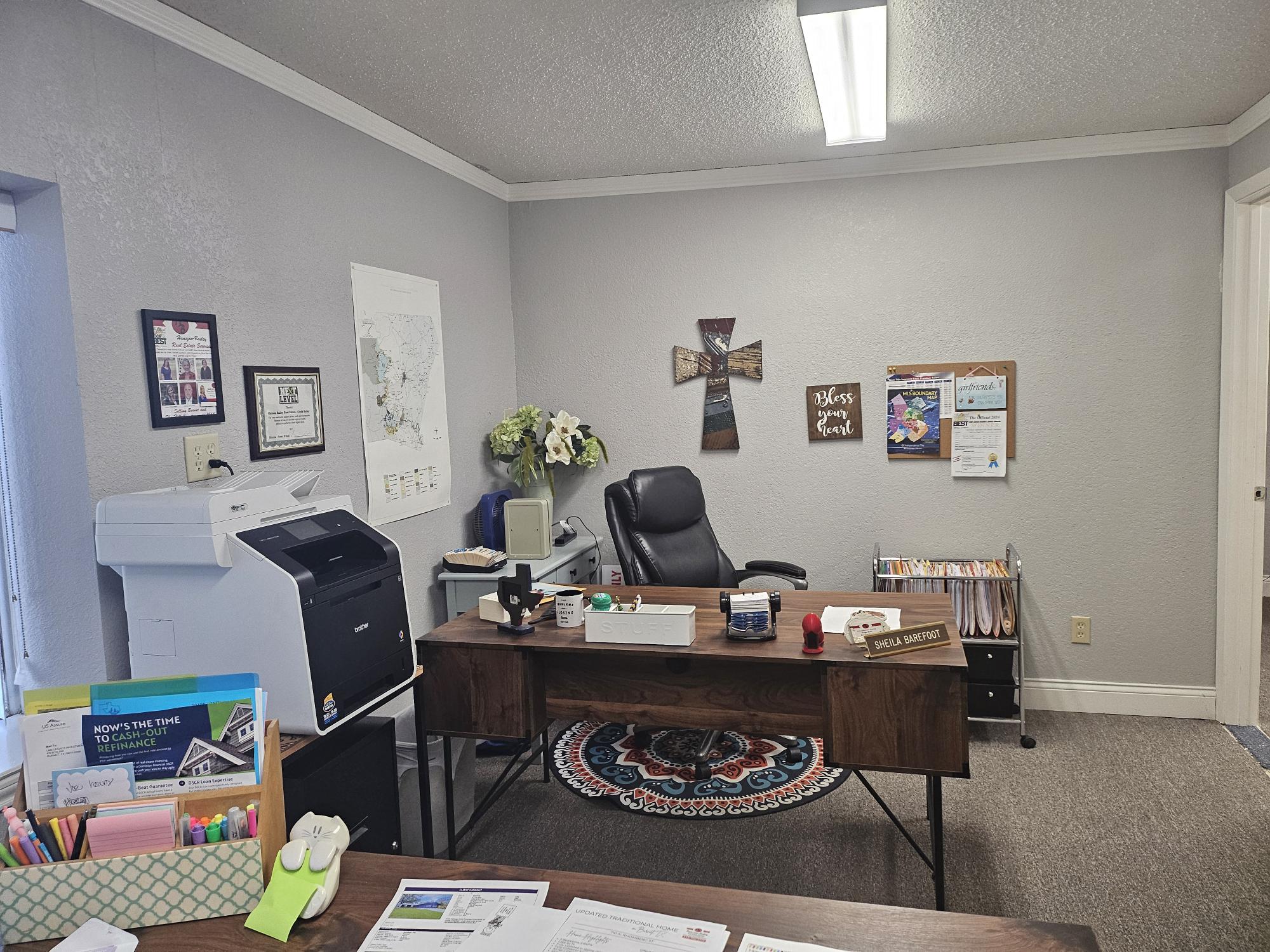 main property photo 18