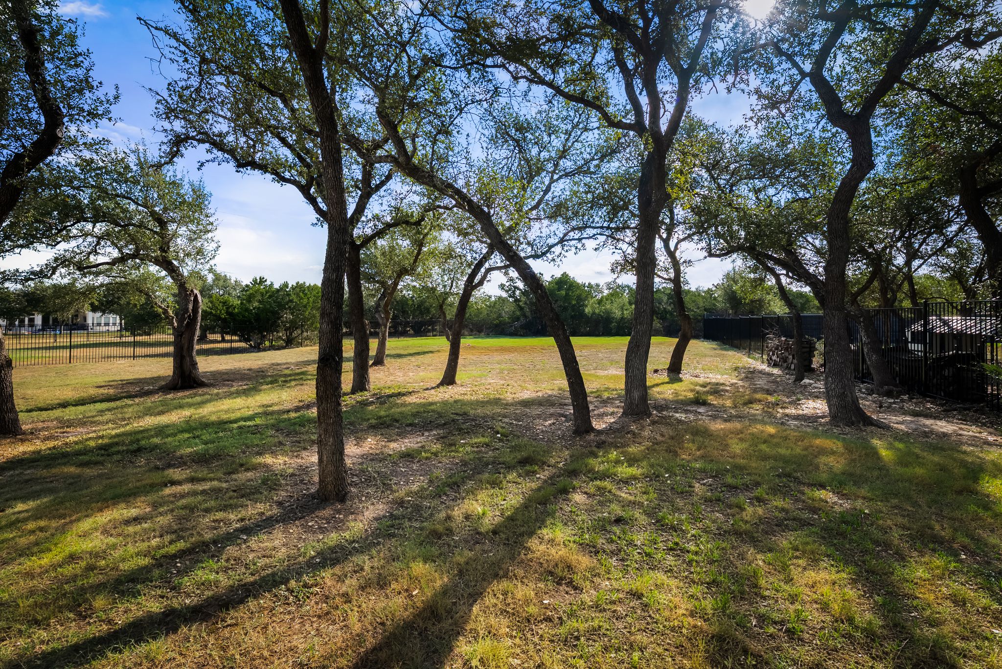 main property photo 33