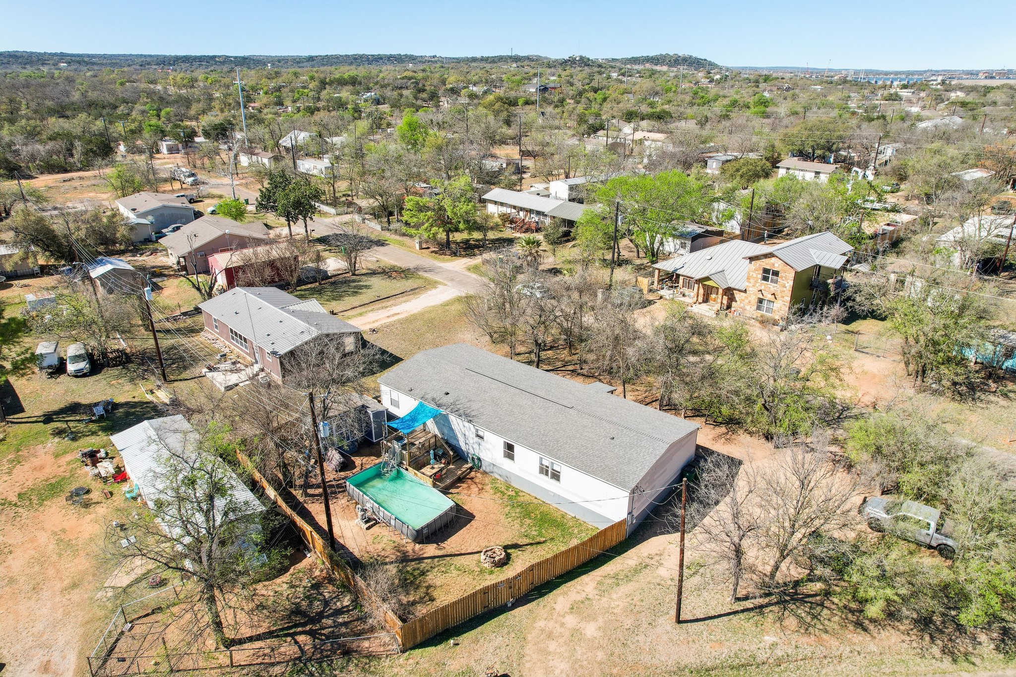main property photo 23