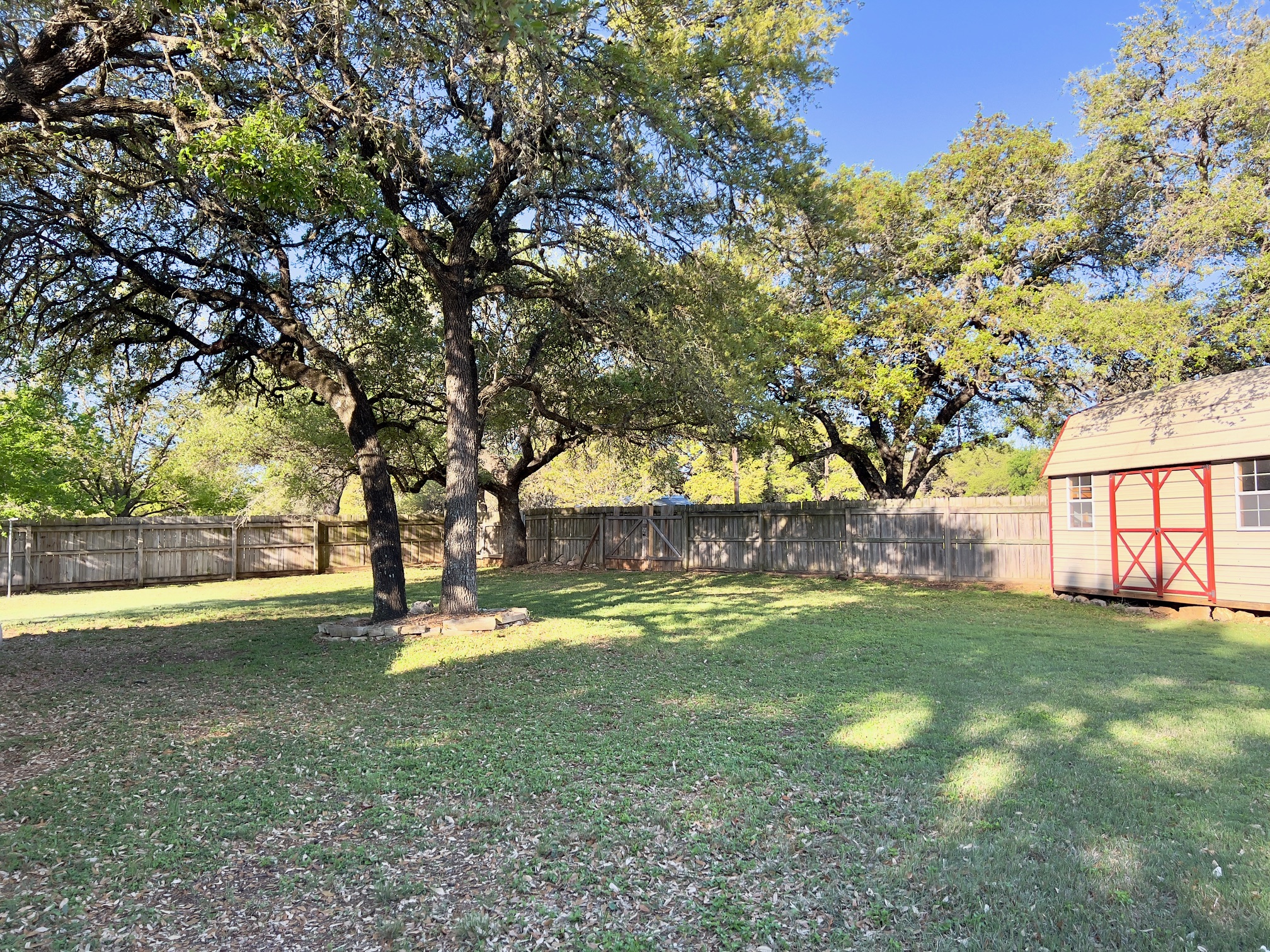 main property photo 17