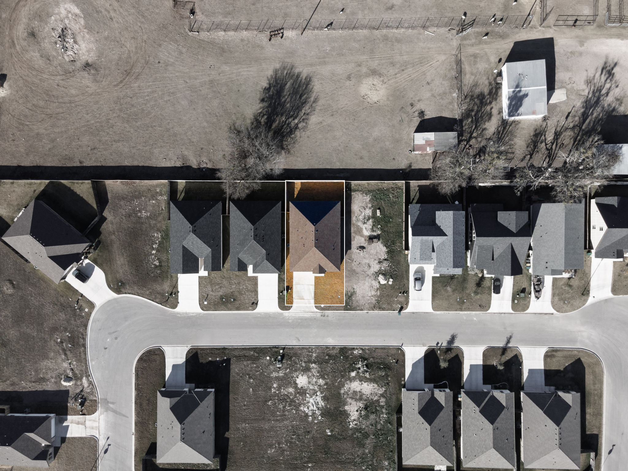 main property photo 26