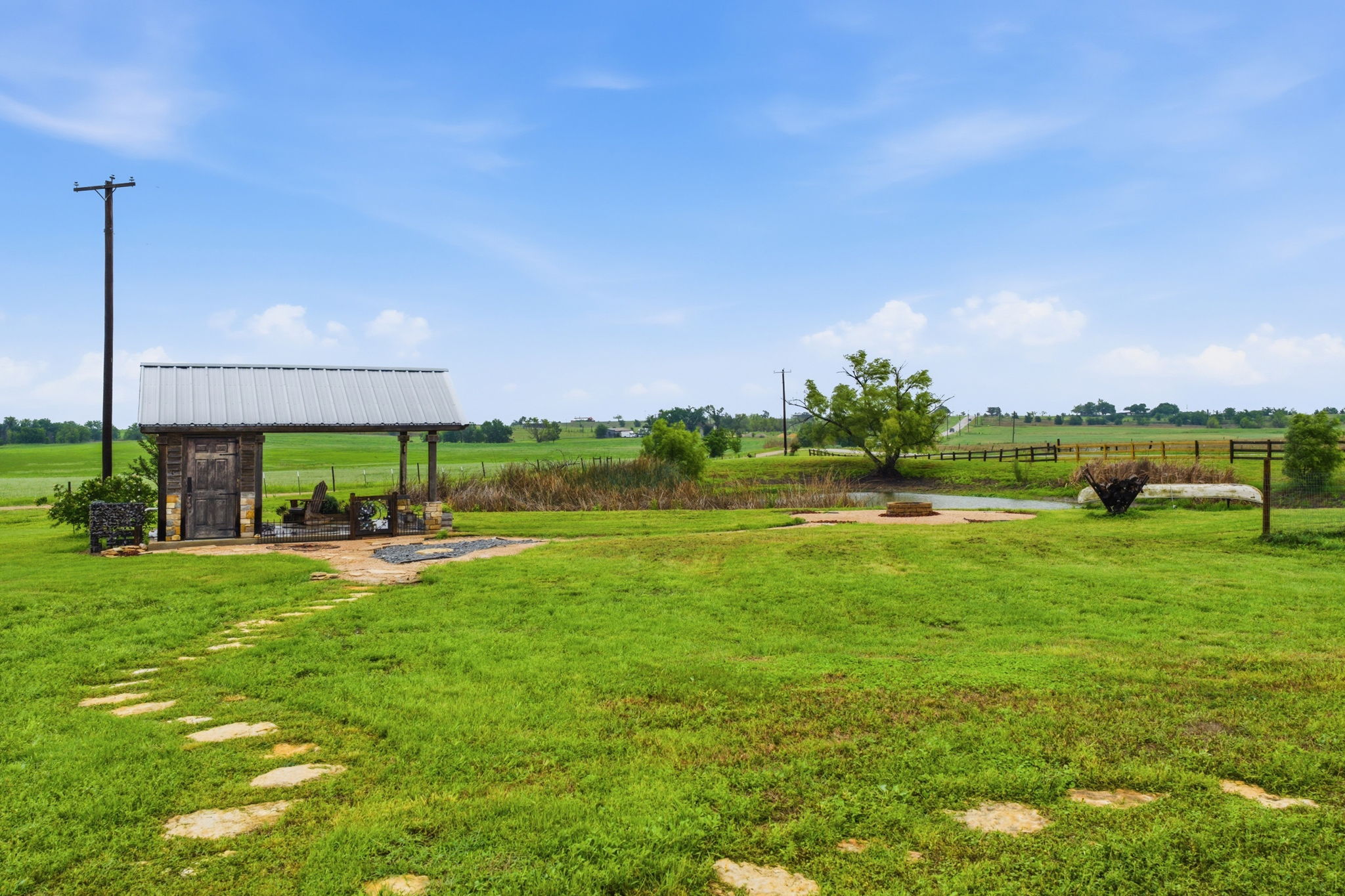 main property photo 15