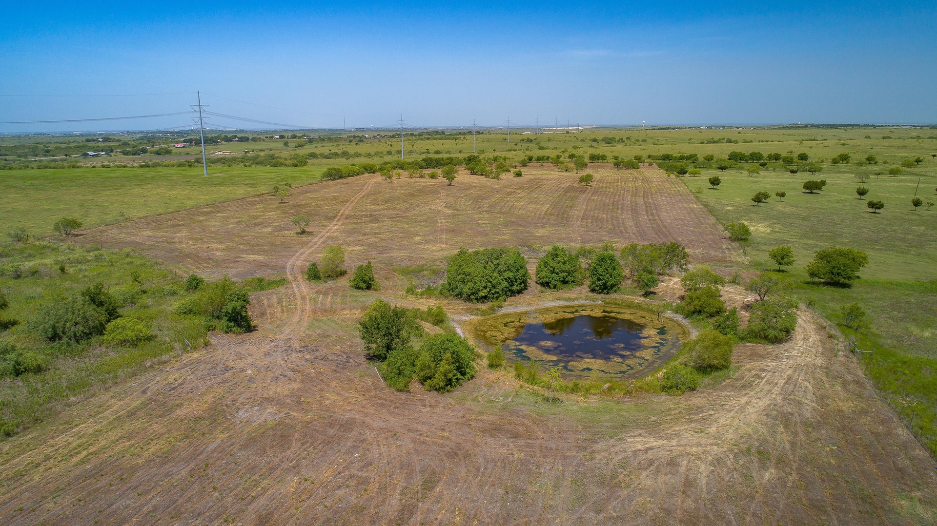 main property photo 13