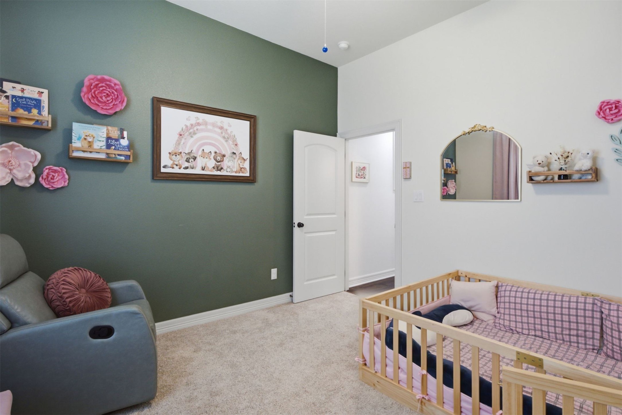 main property photo 25