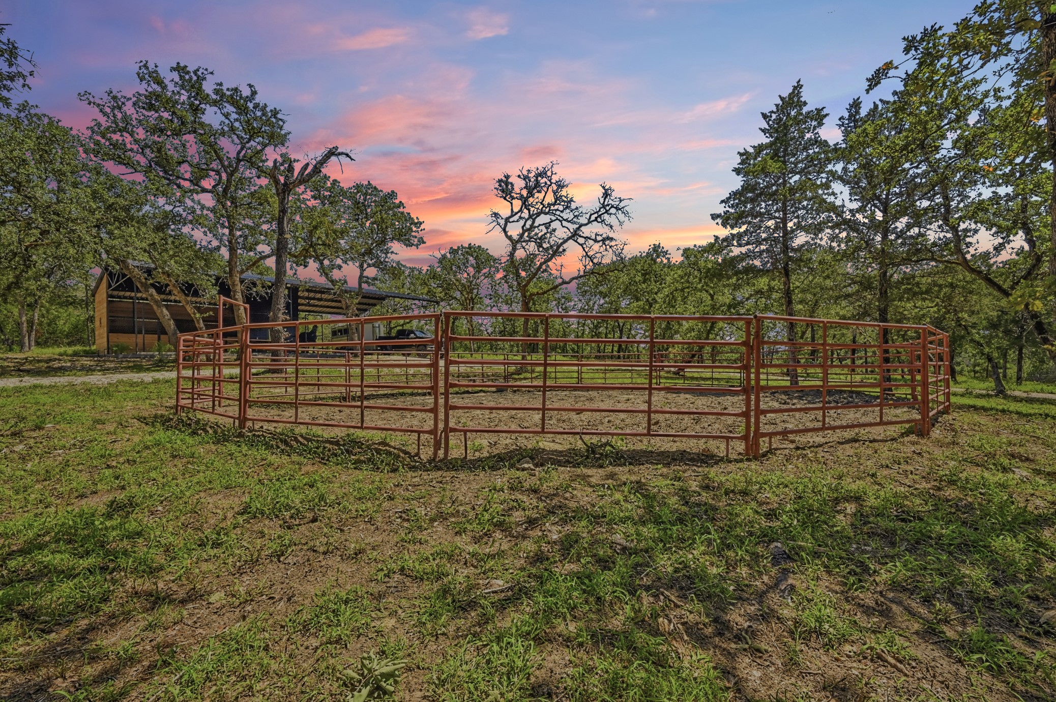 main property photo 33