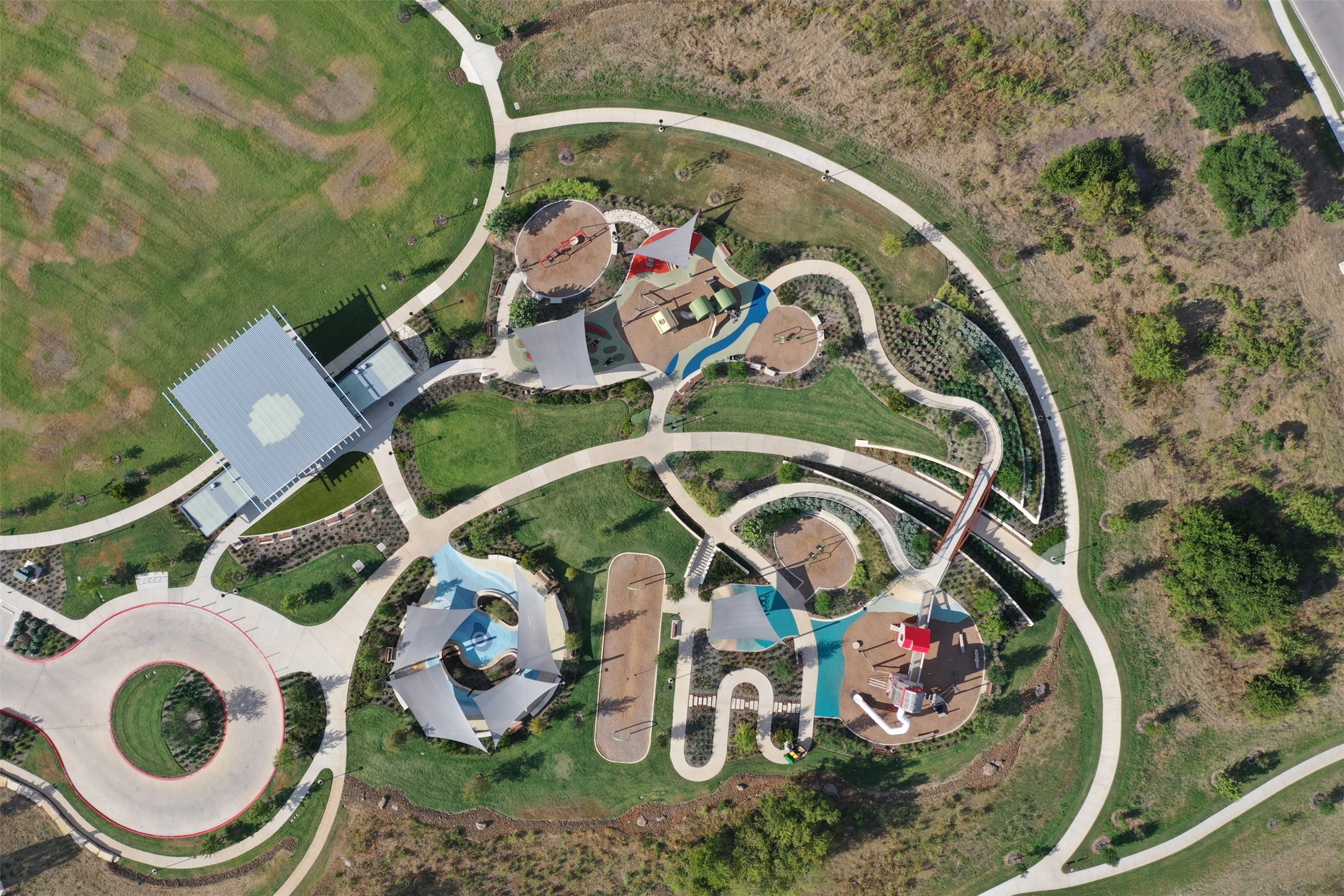 main property photo 32