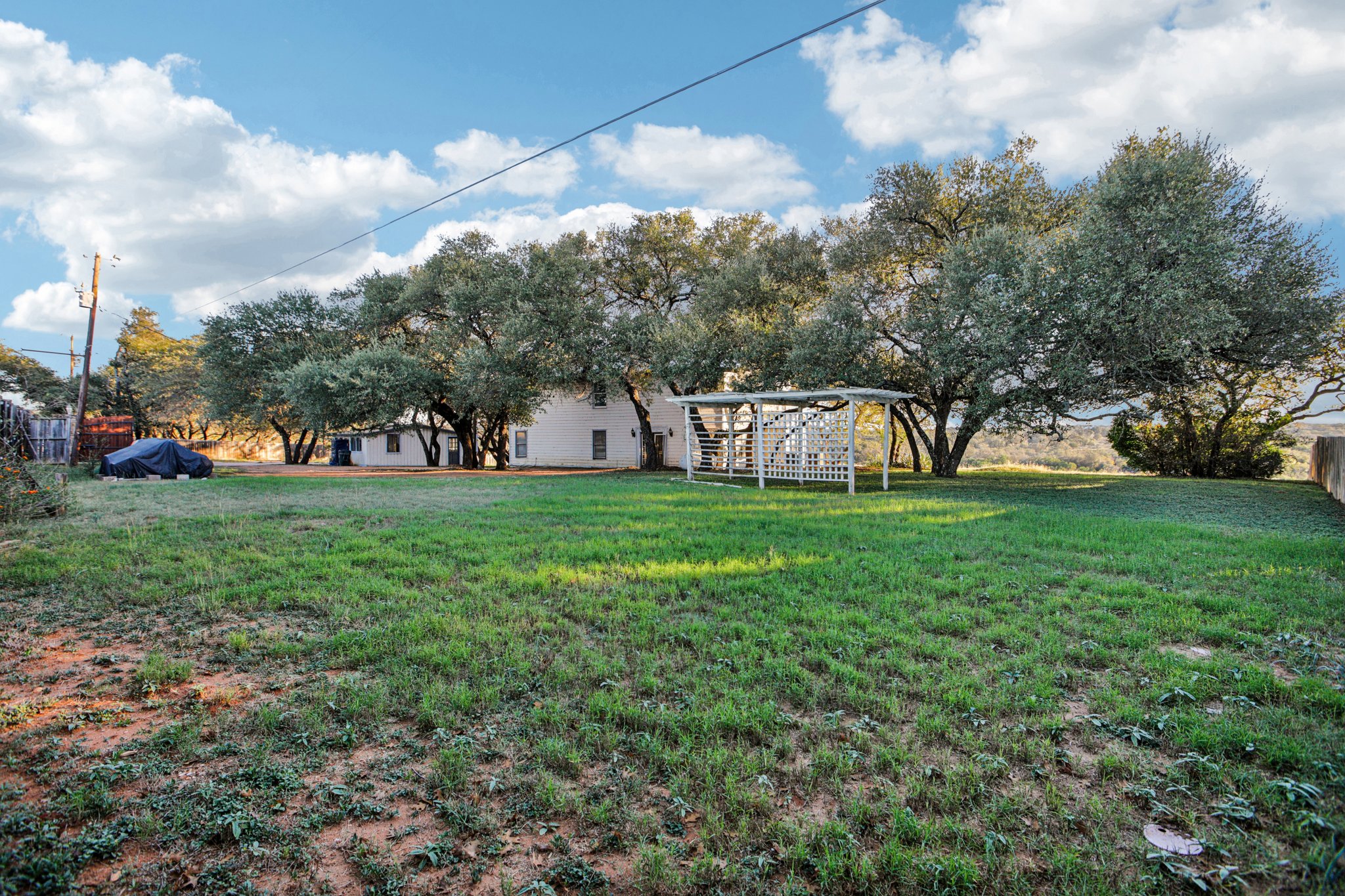 main property photo 10