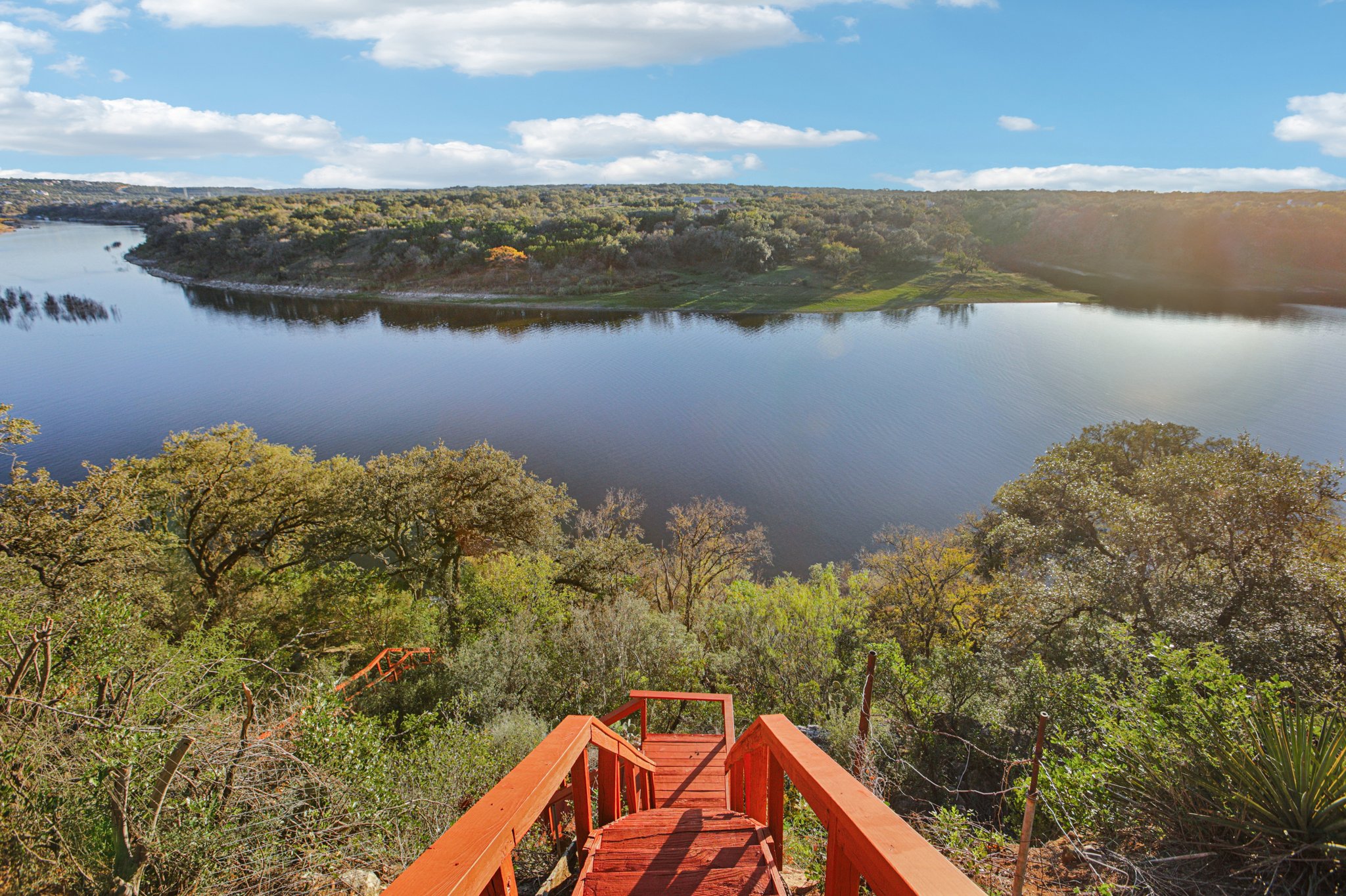 main property photo 17