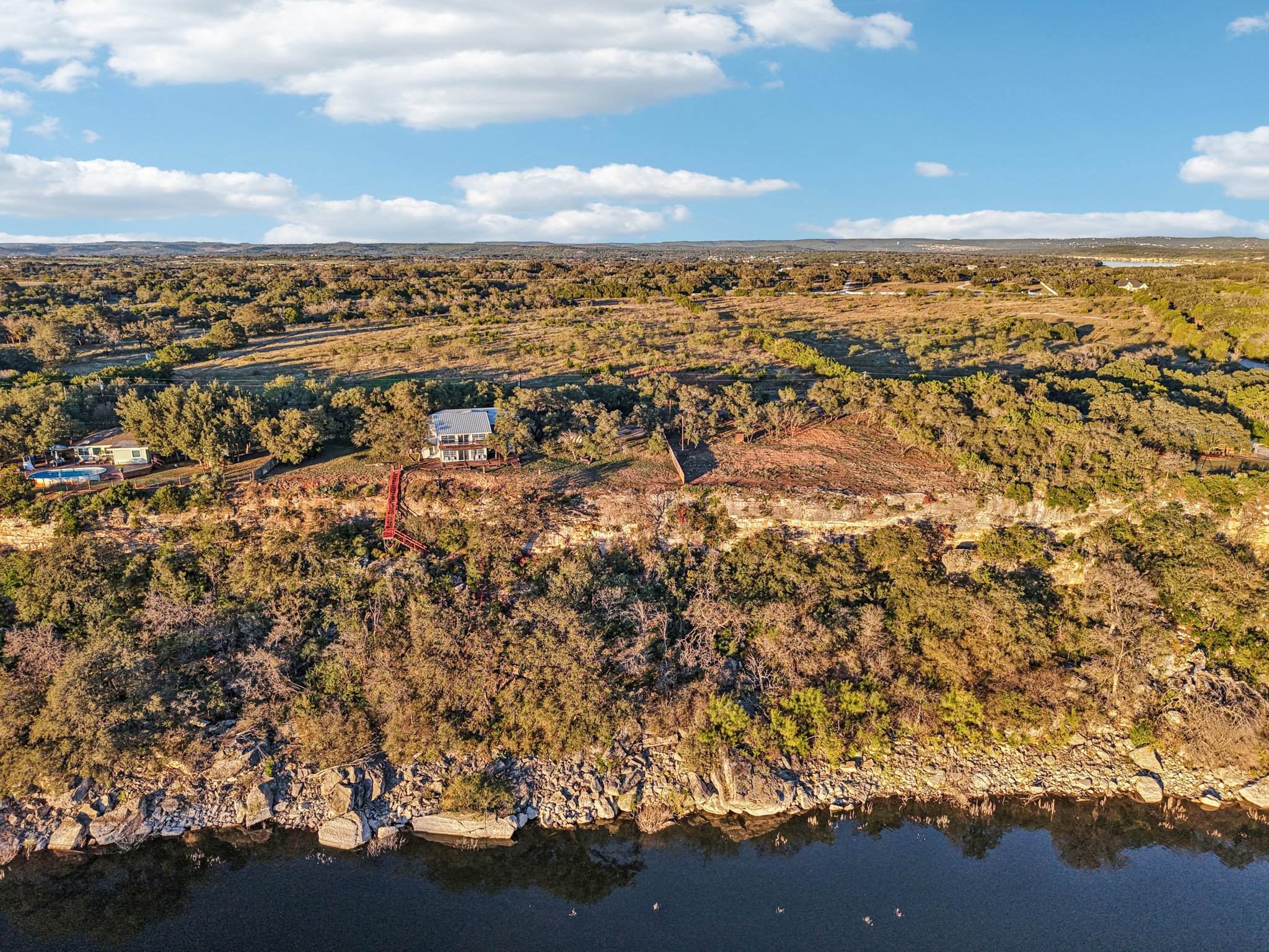 main property photo 31
