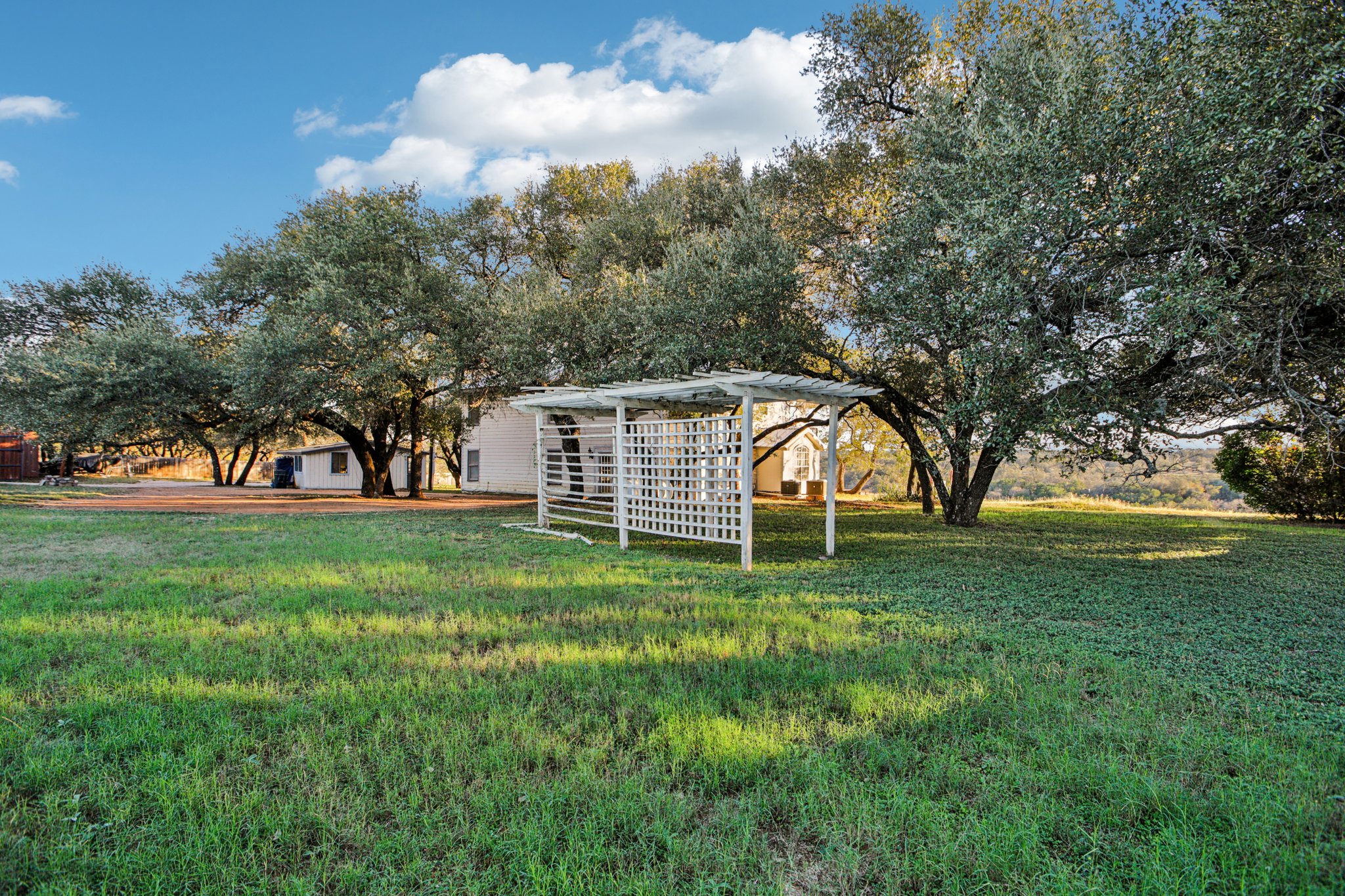 main property photo 8