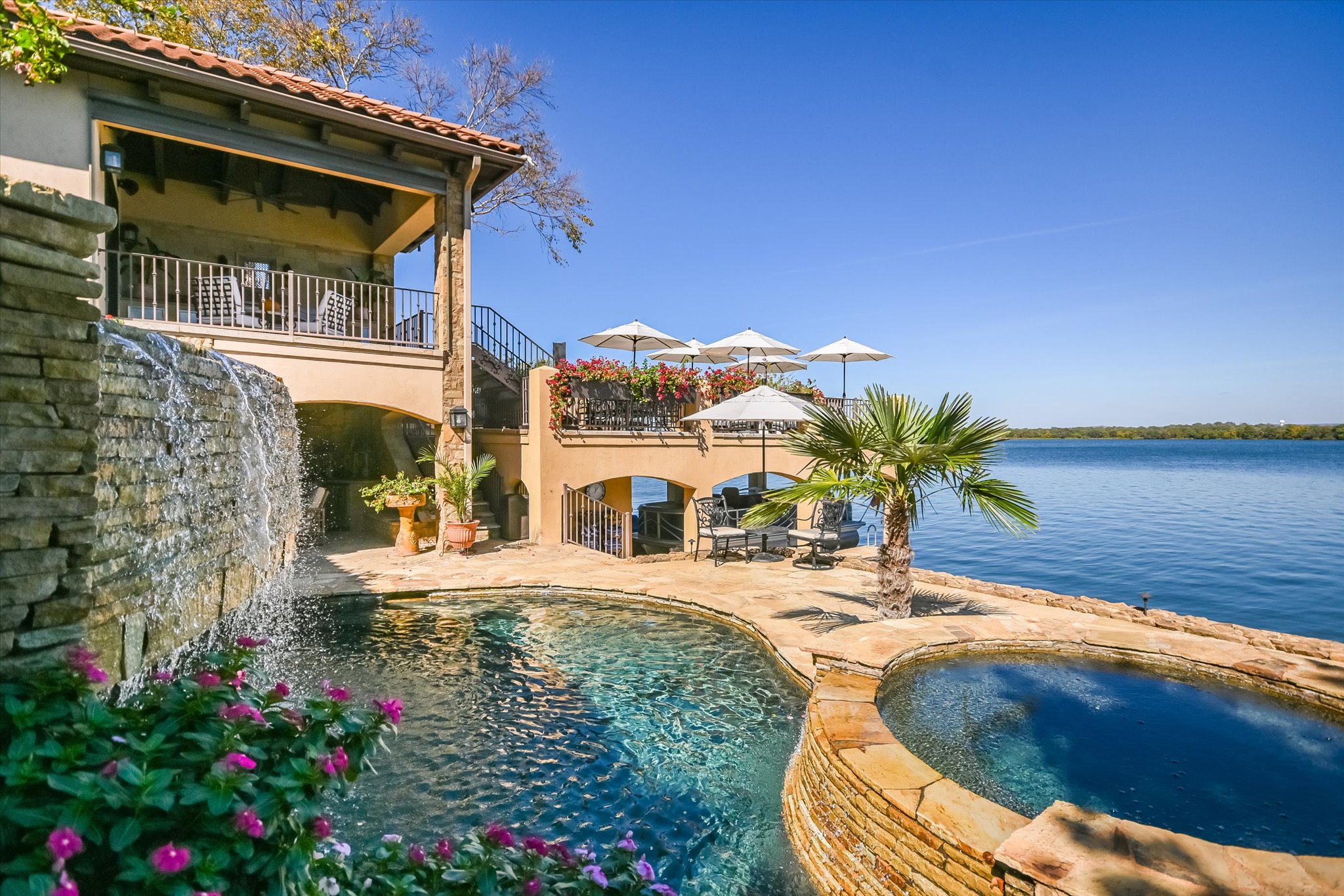 main property photo 27