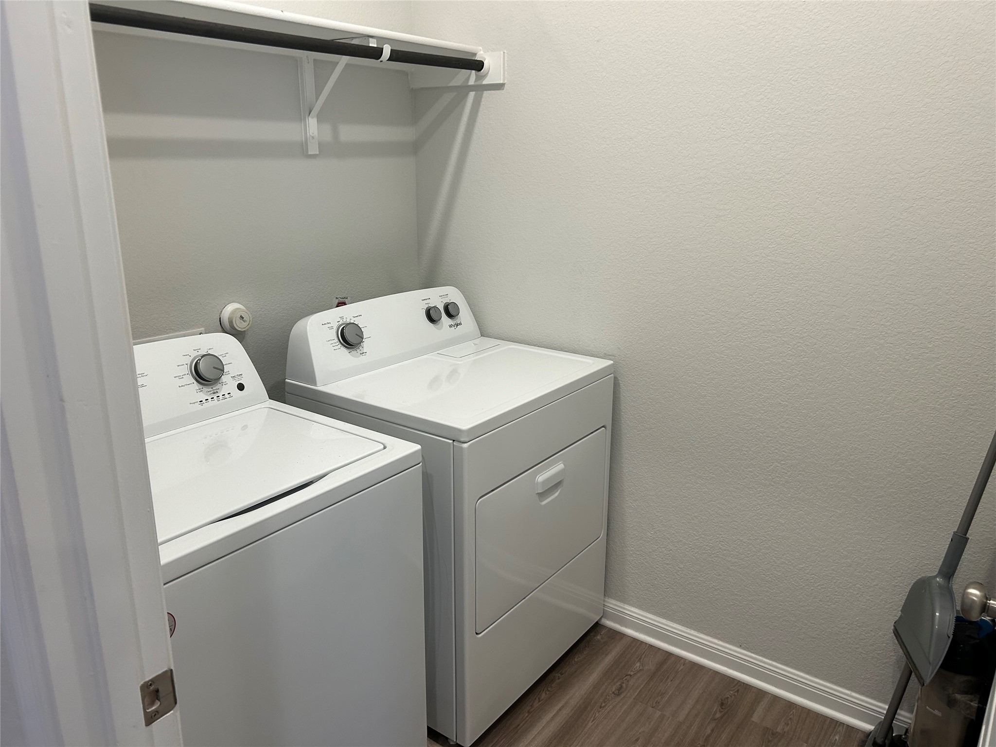 main property photo 8