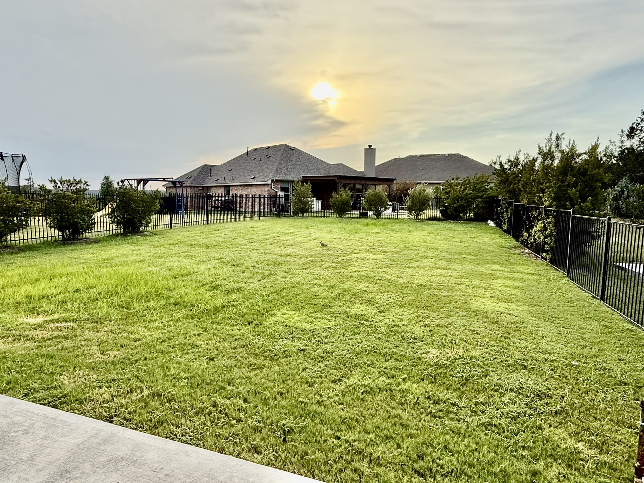 main property photo 5