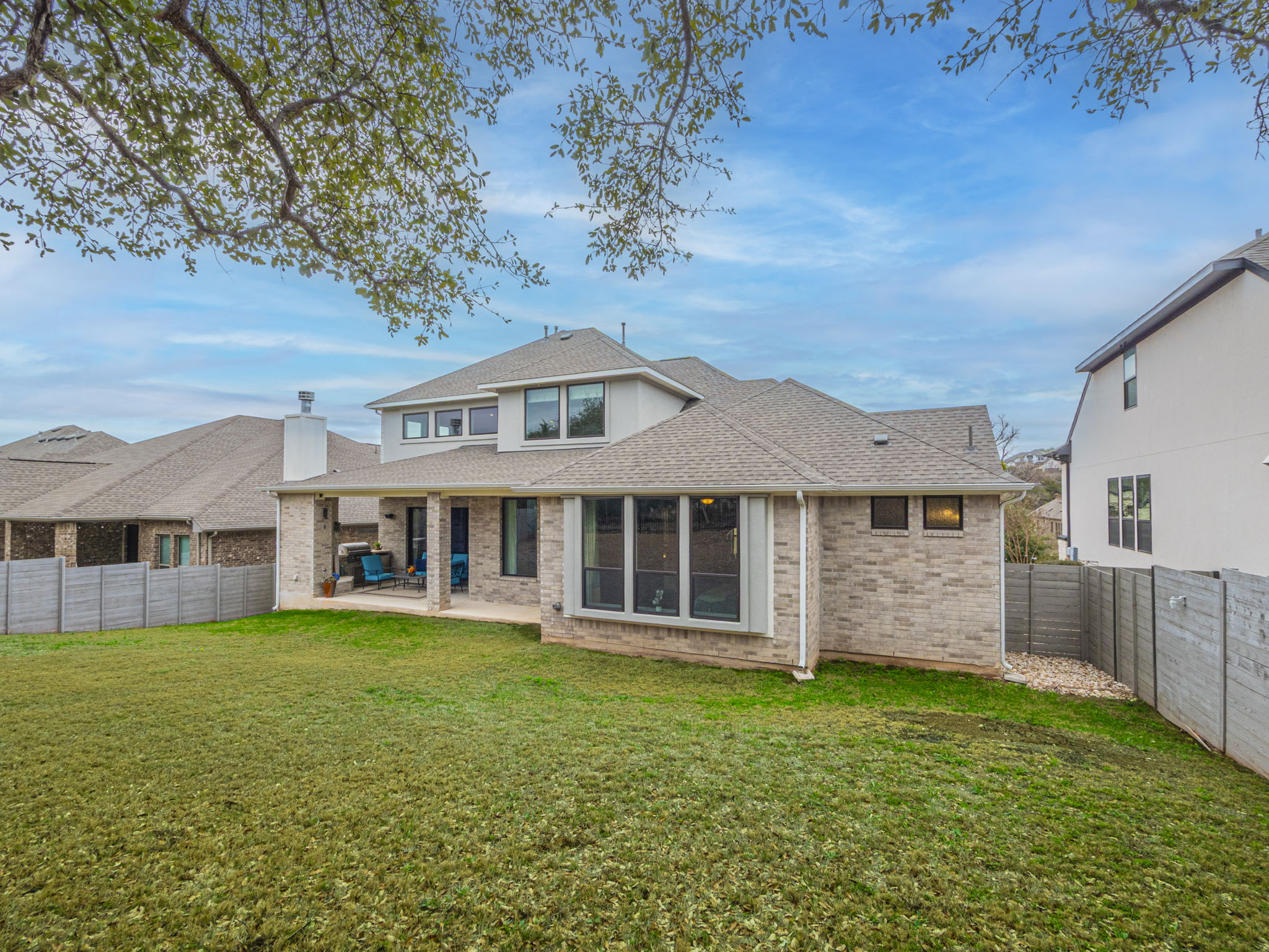 main property photo 35
