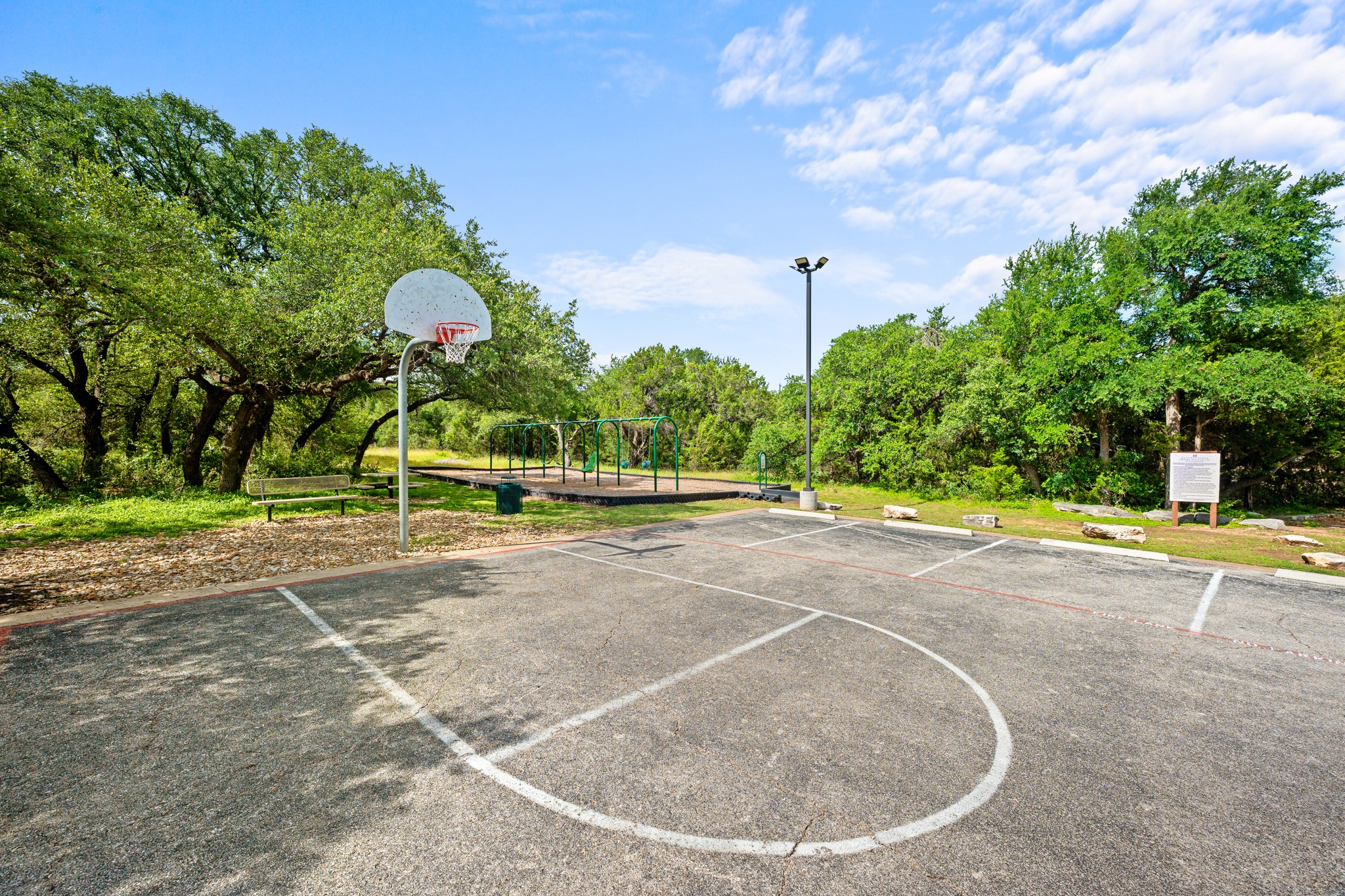 main property photo 30