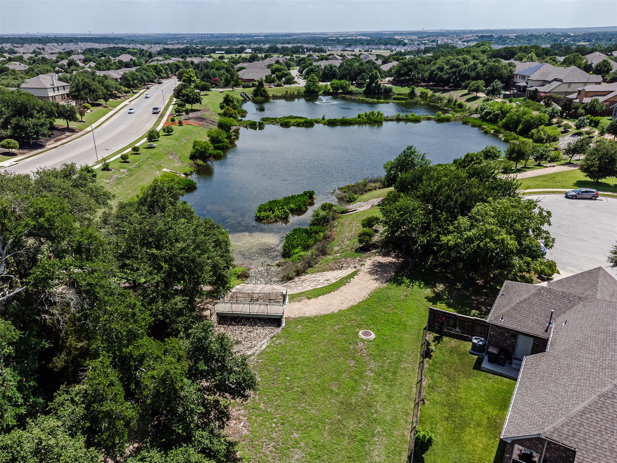 main property photo 19