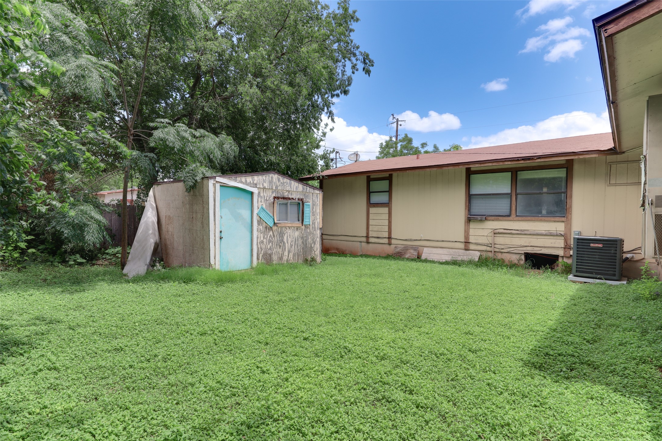 main property photo 20