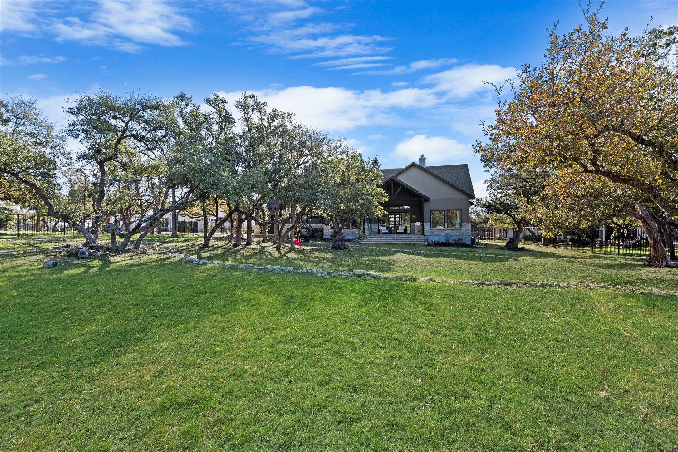 main property photo 35