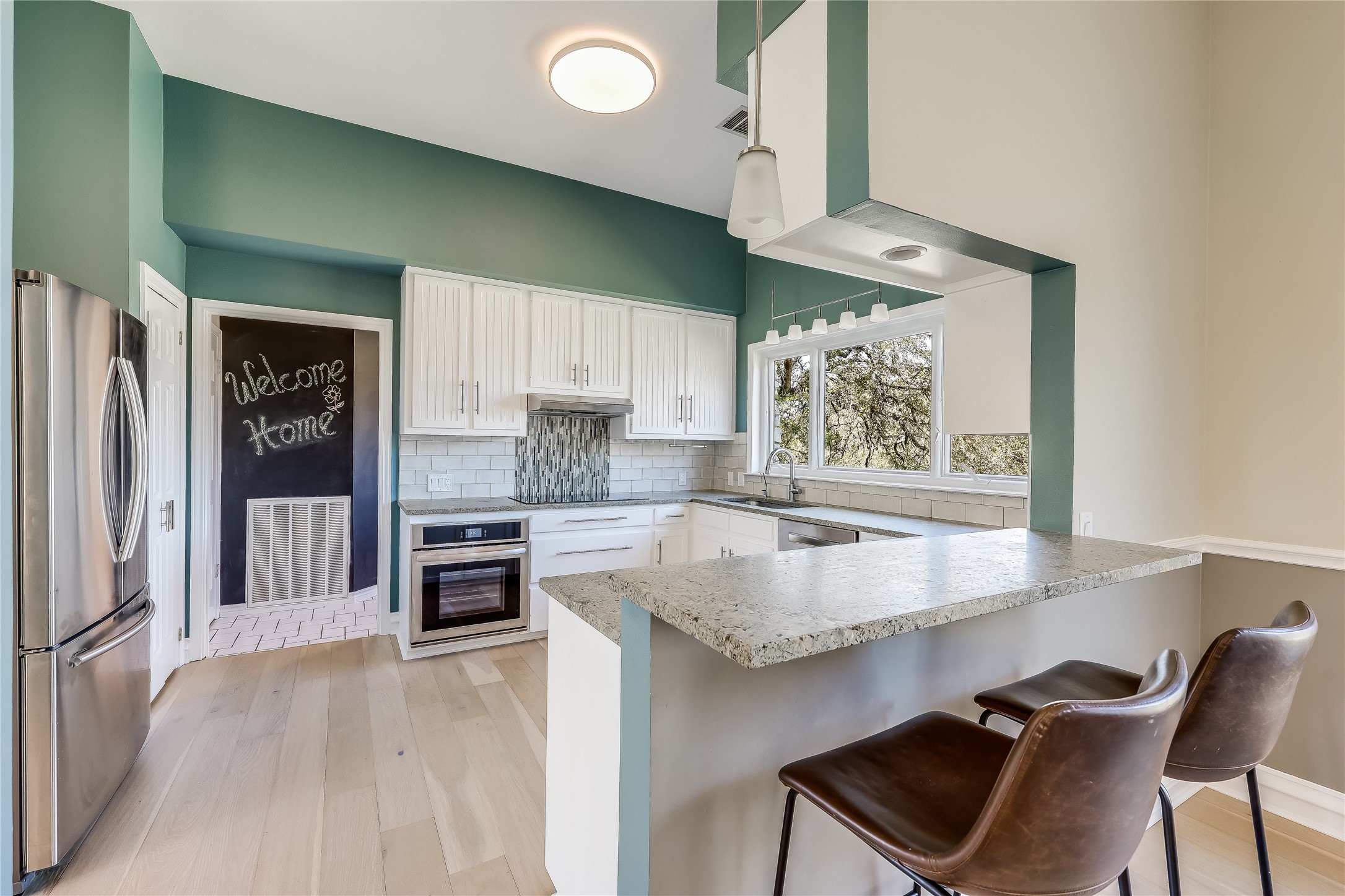 main property photo 12