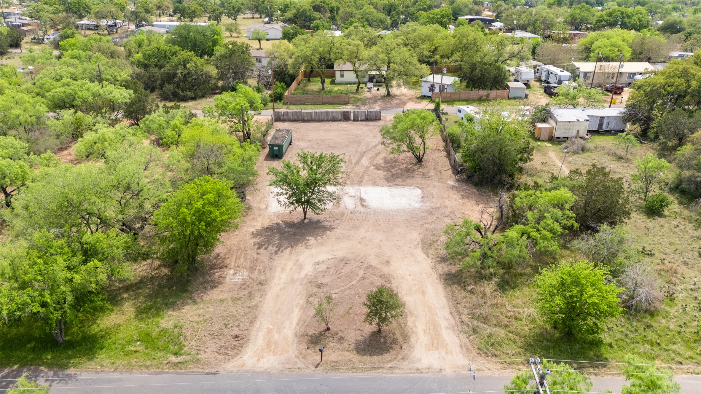 main property photo 14