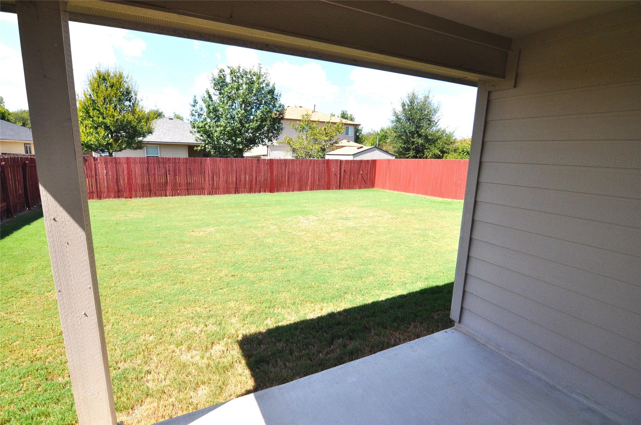 main property photo 13