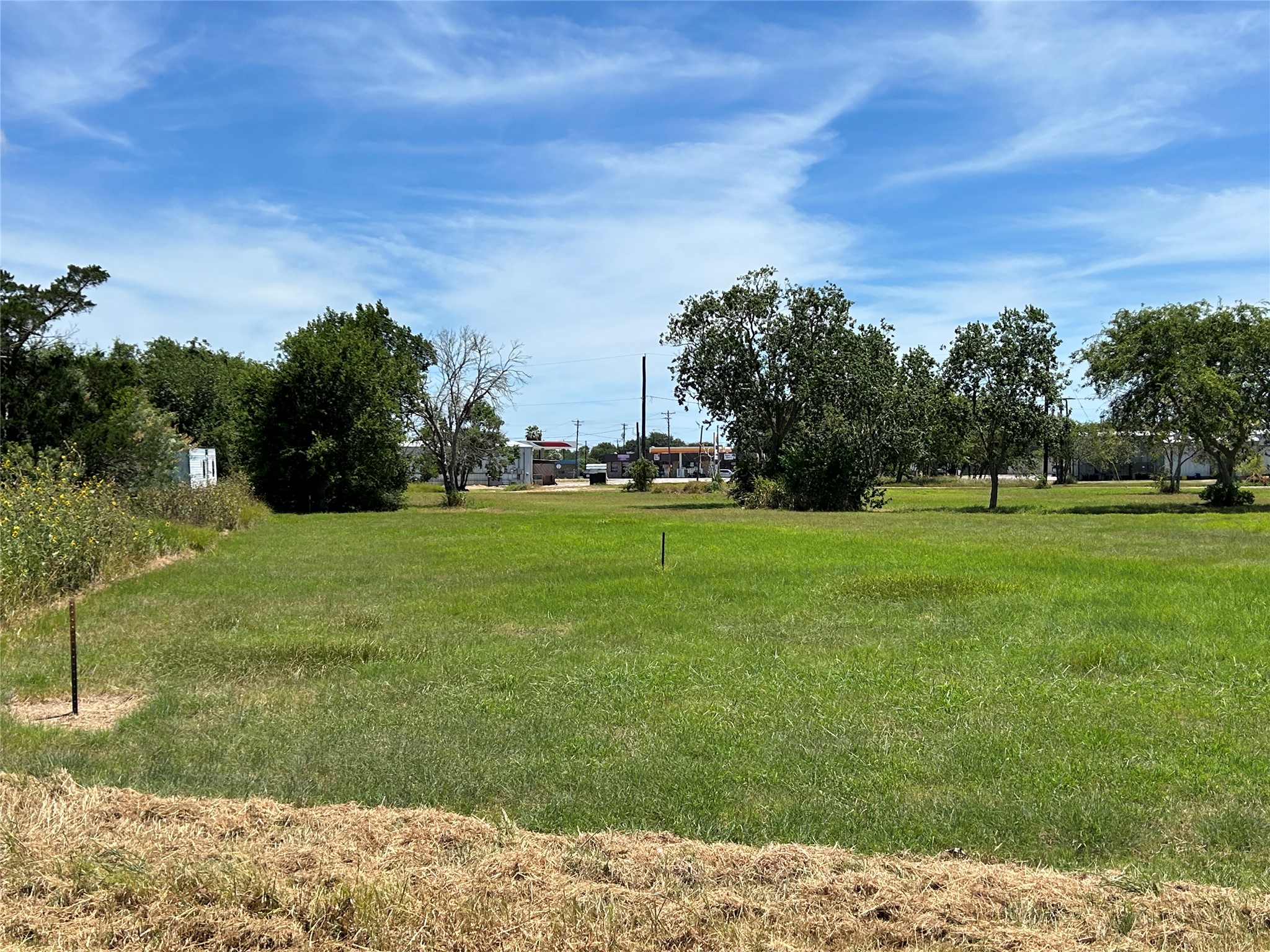 main property photo 17