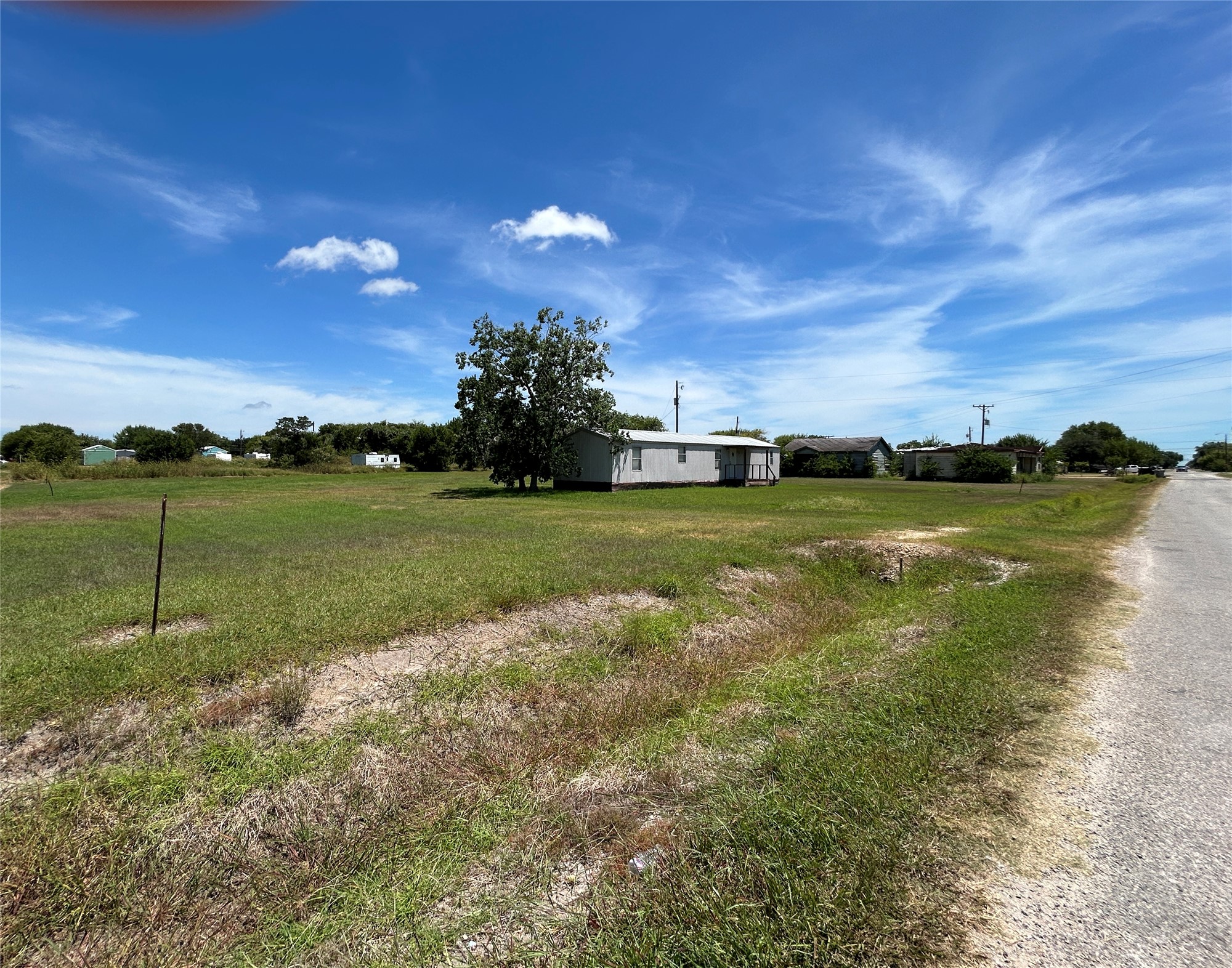main property photo 18