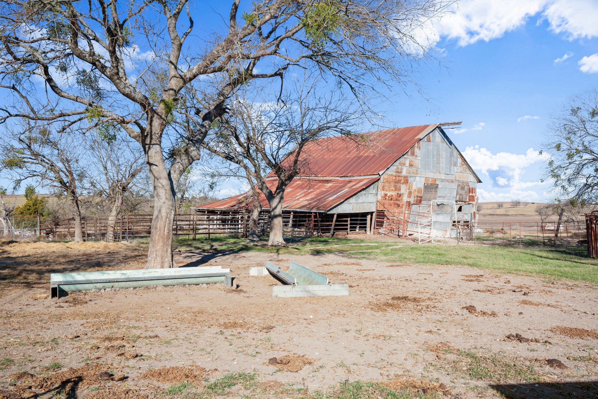 main property photo 24