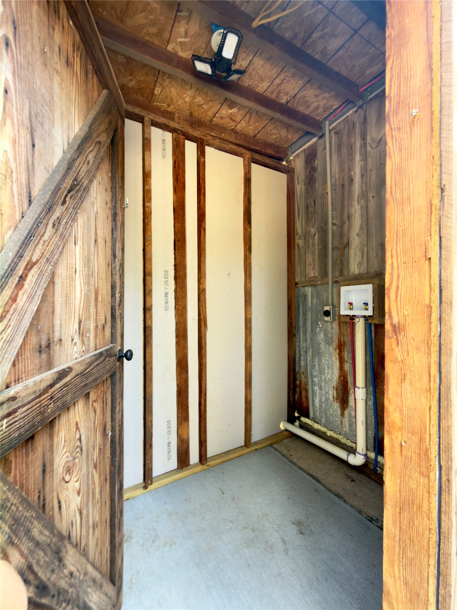 main property photo 9