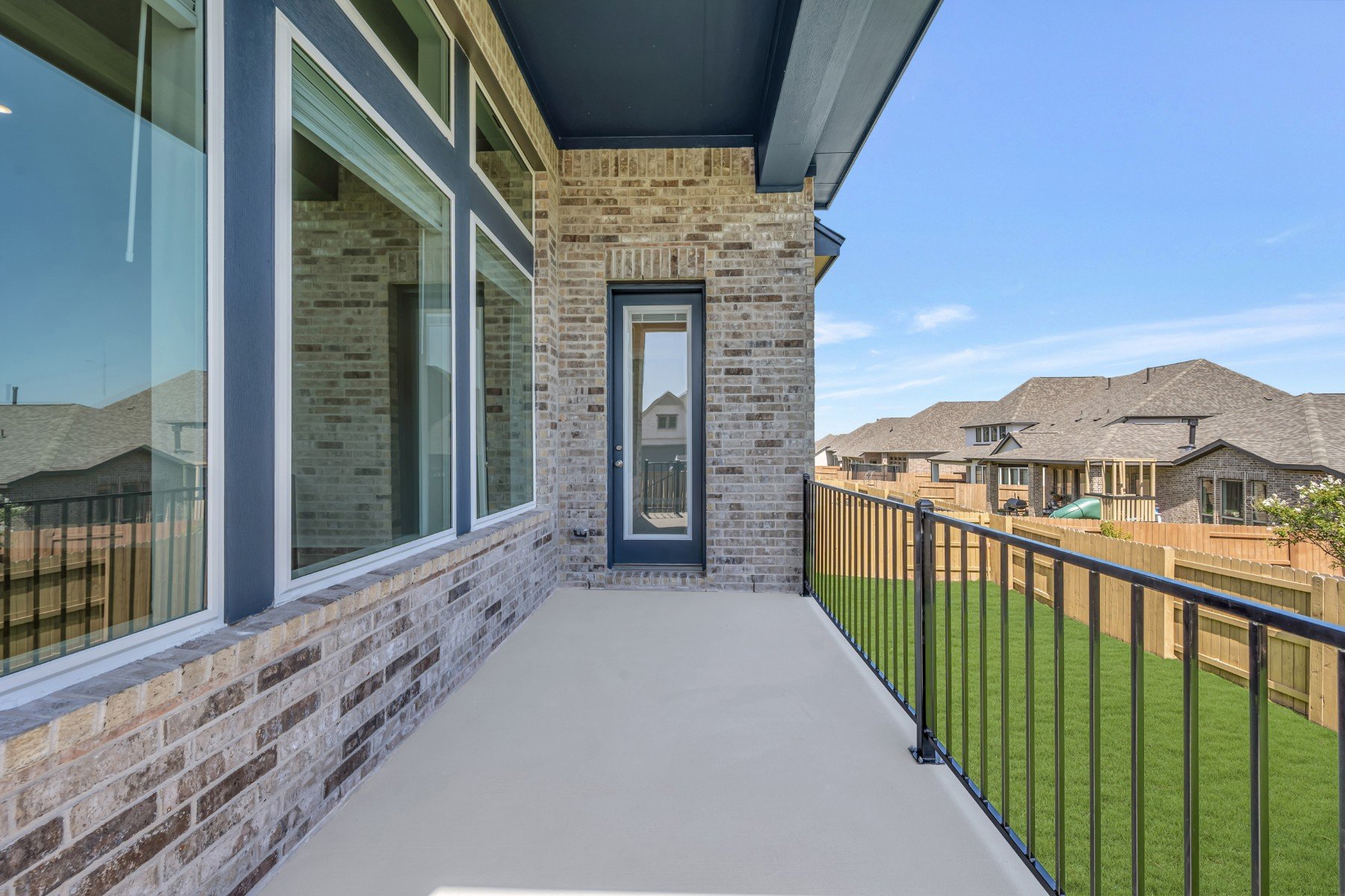main property photo 22