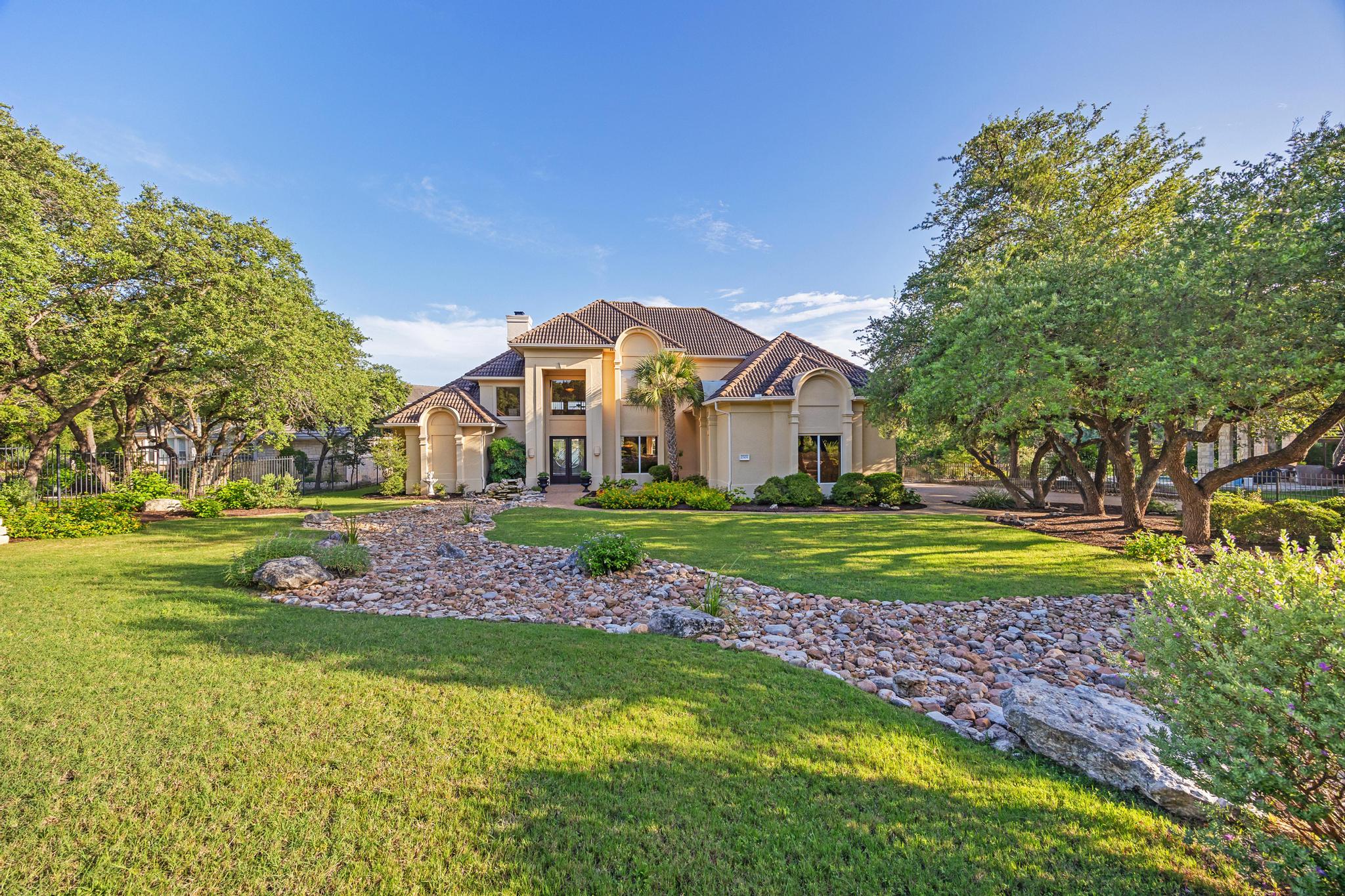 main property photo 29