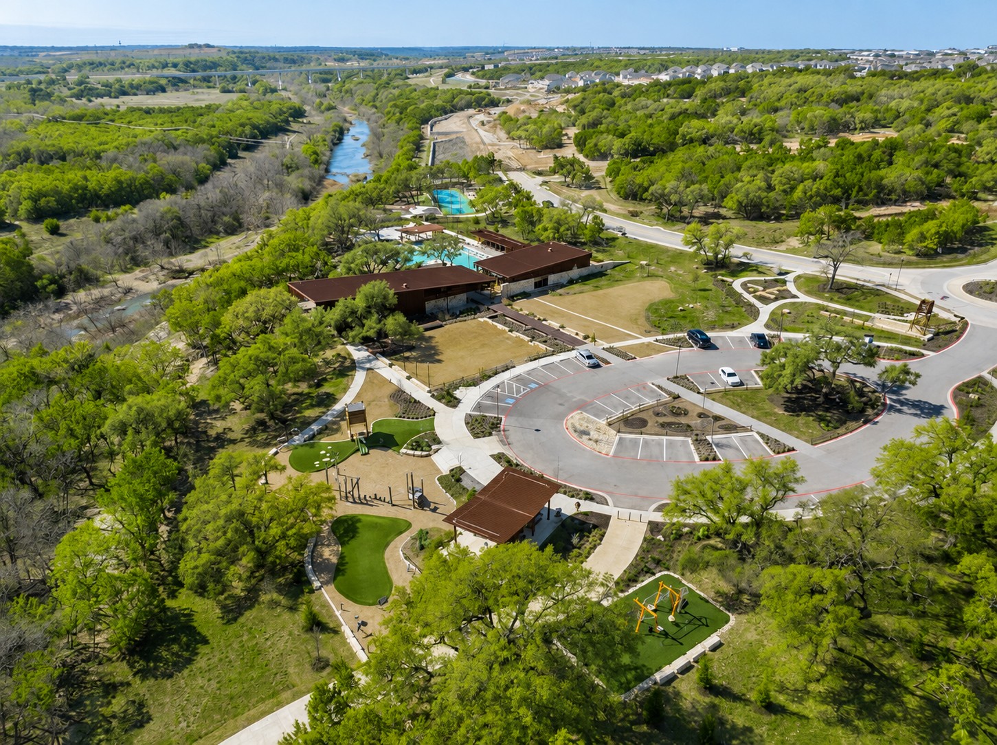 main property photo 31