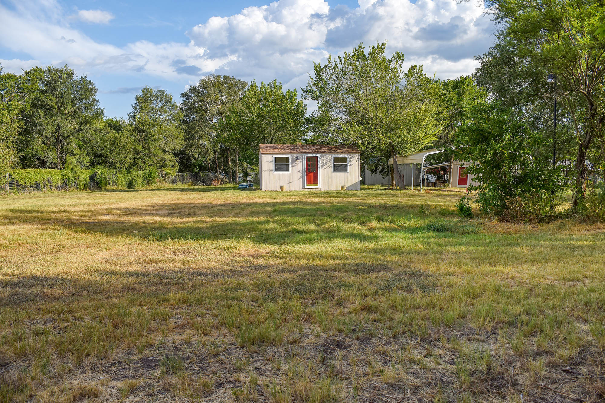 main property photo 16