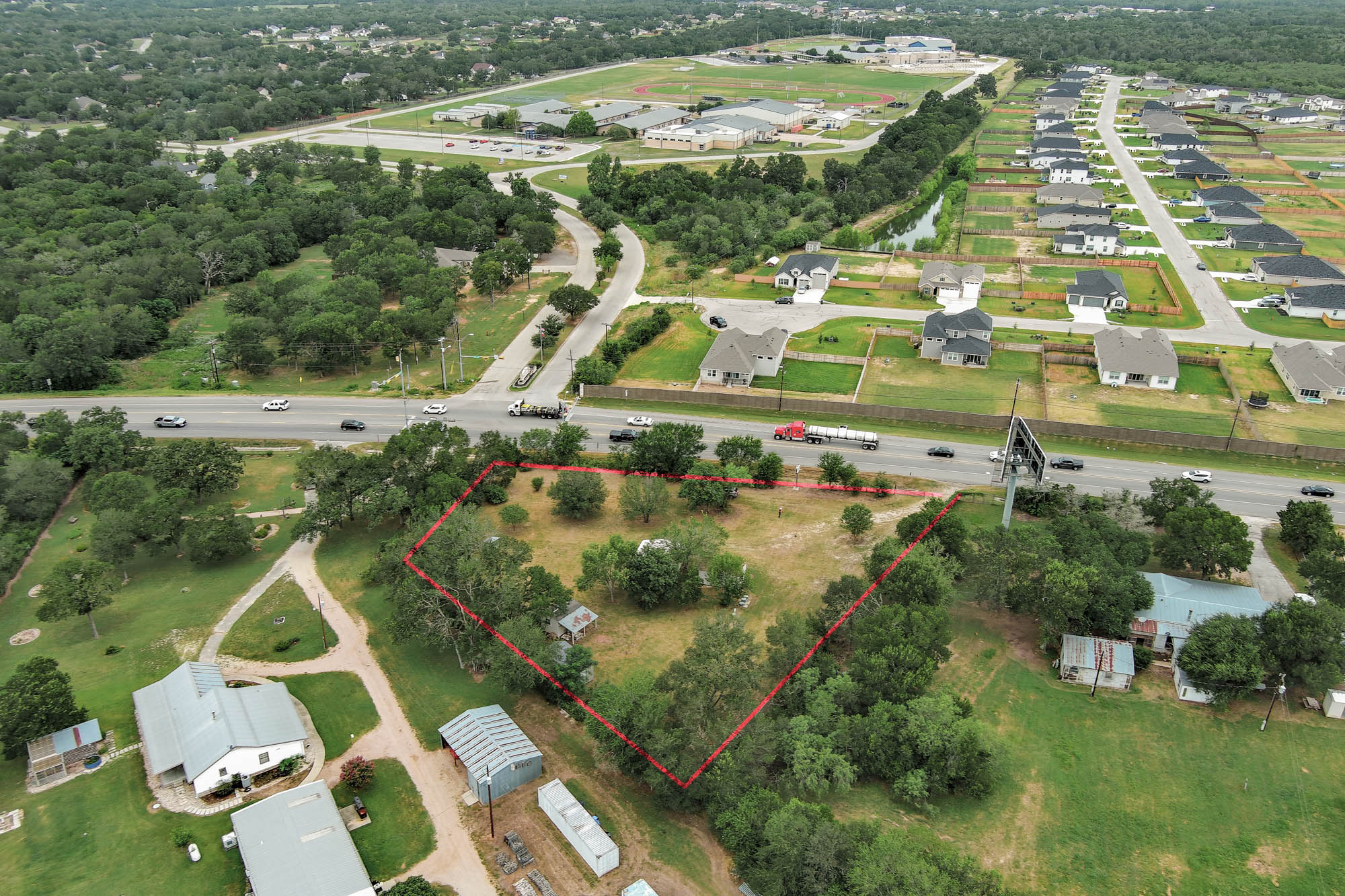 main property photo 19