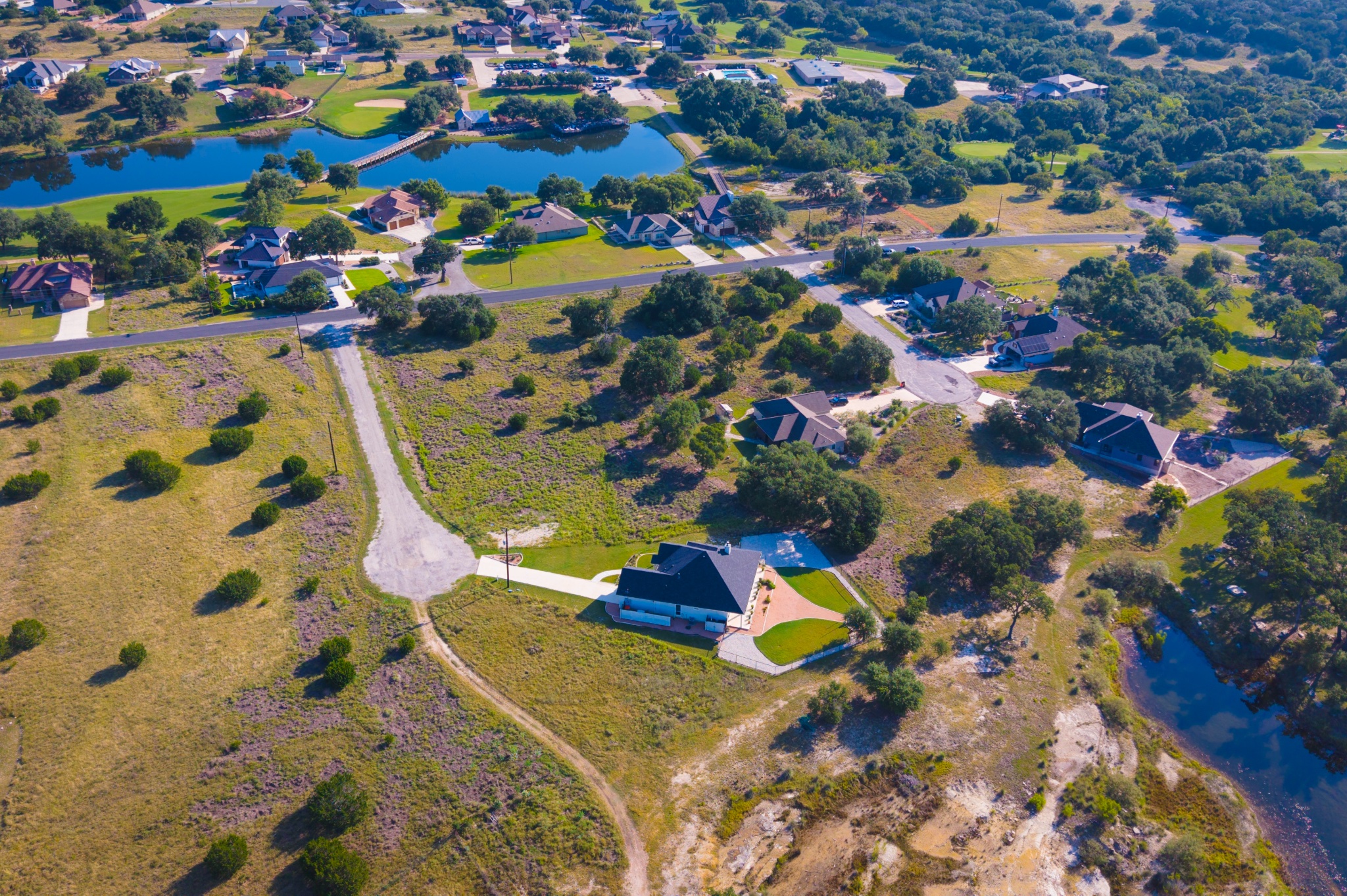 main property photo 7
