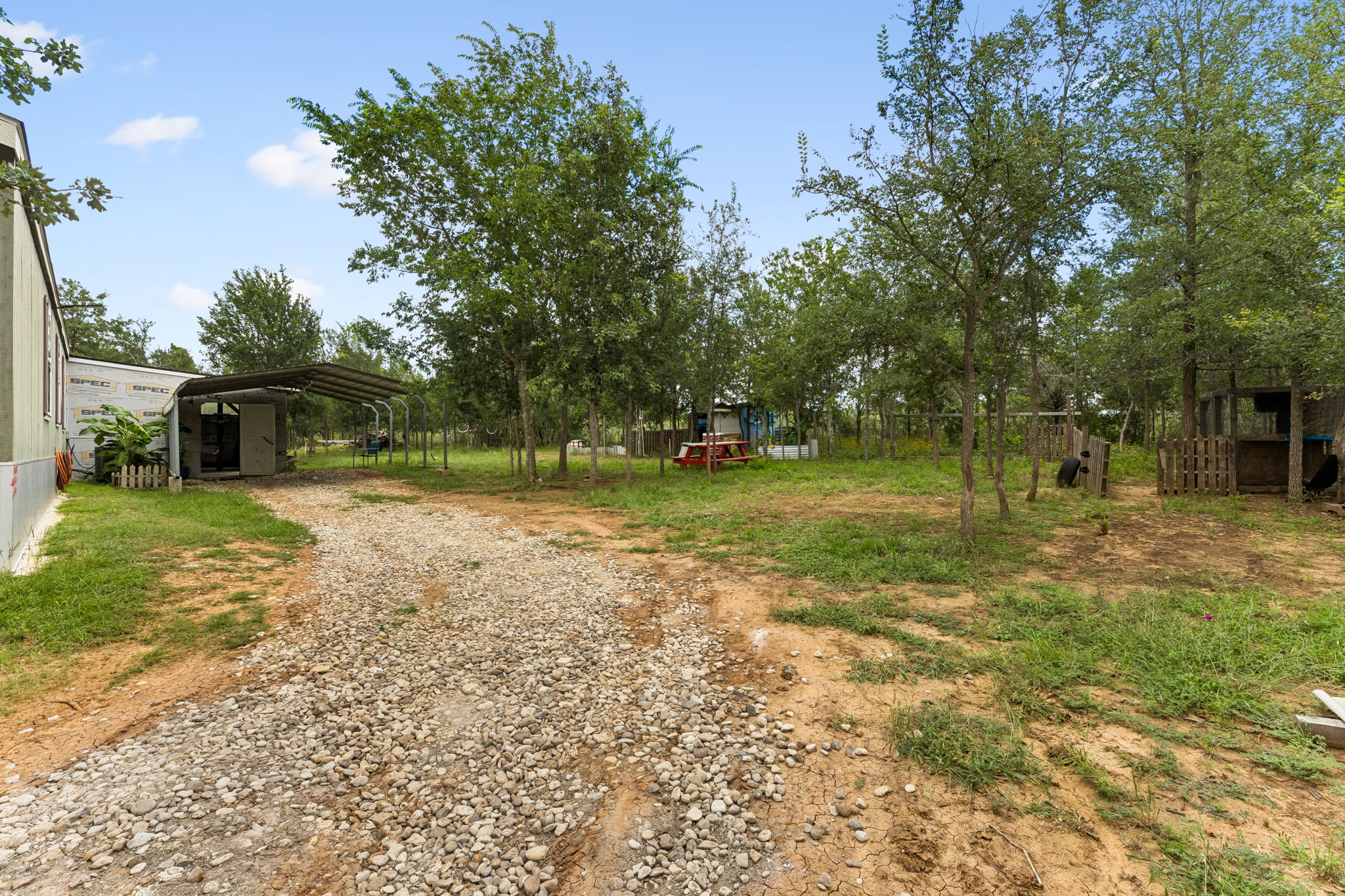 main property photo 24