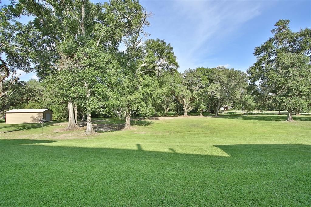 main property photo 35
