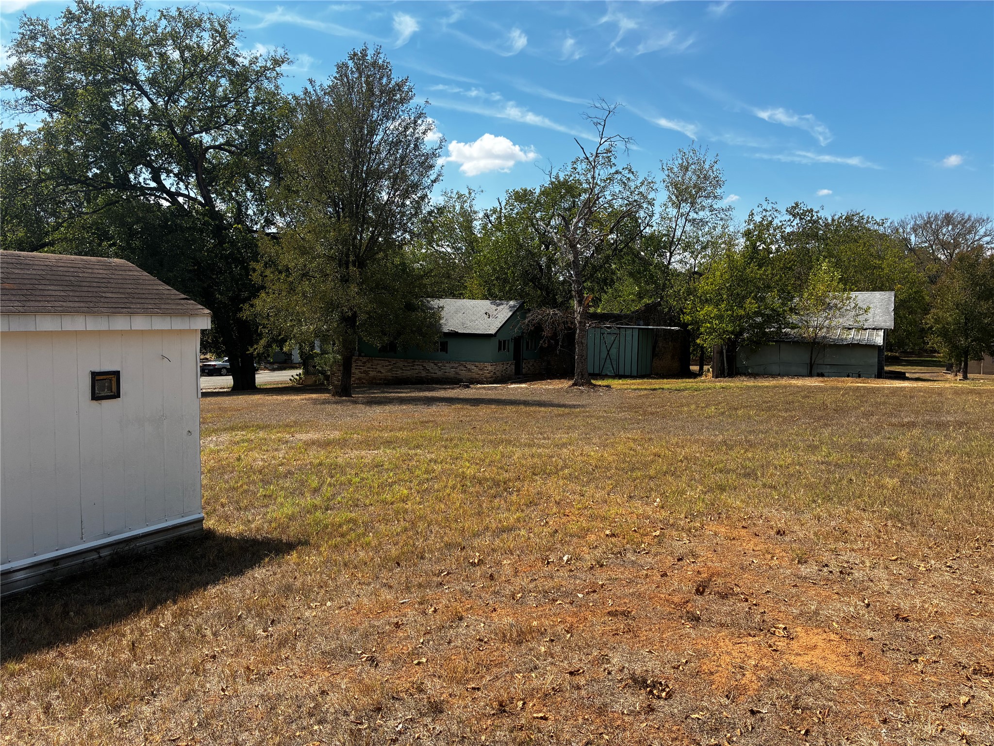 main property photo 24