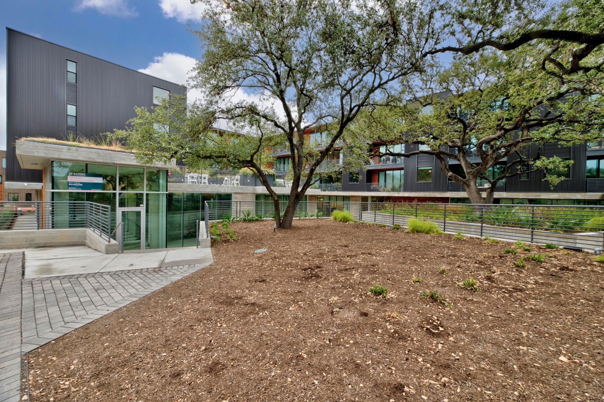 main property photo 37