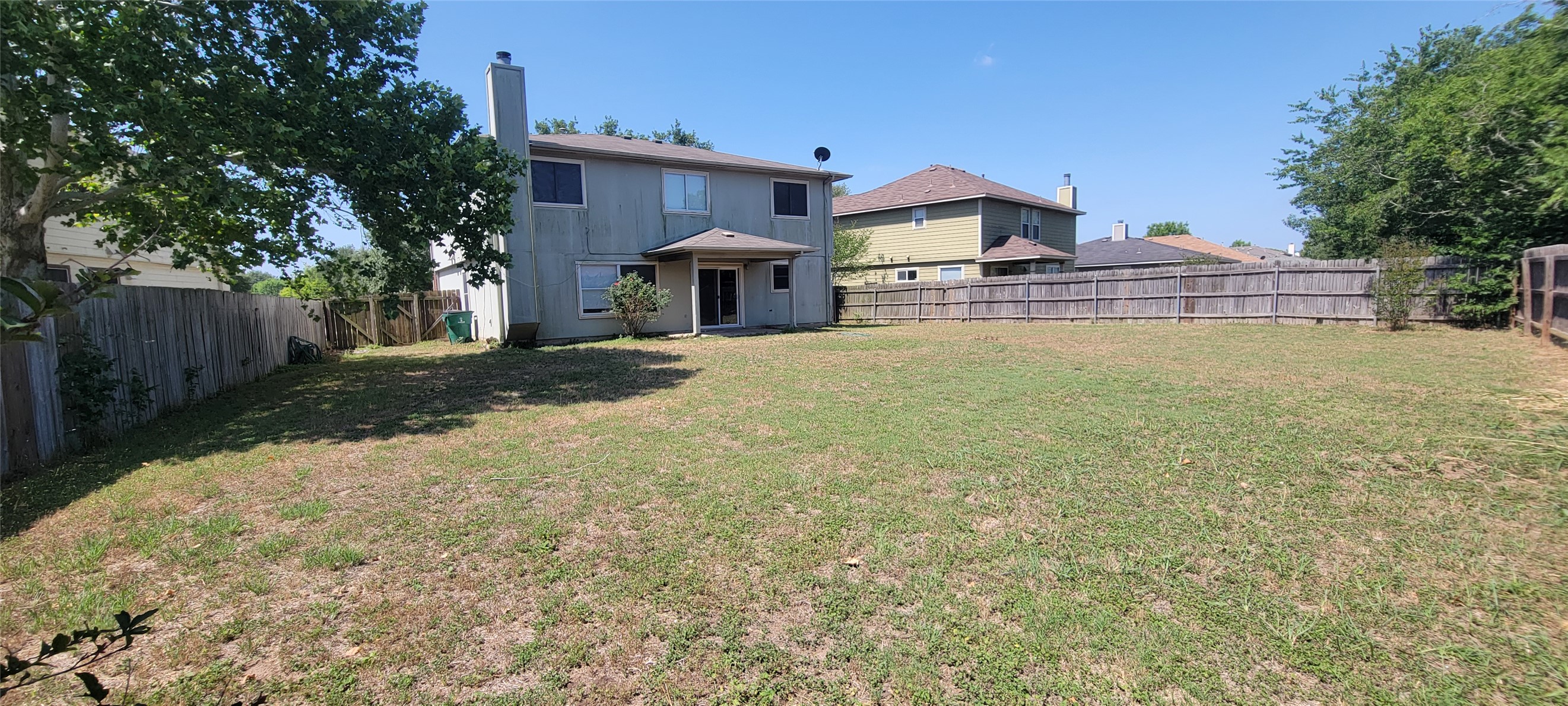 main property photo 30