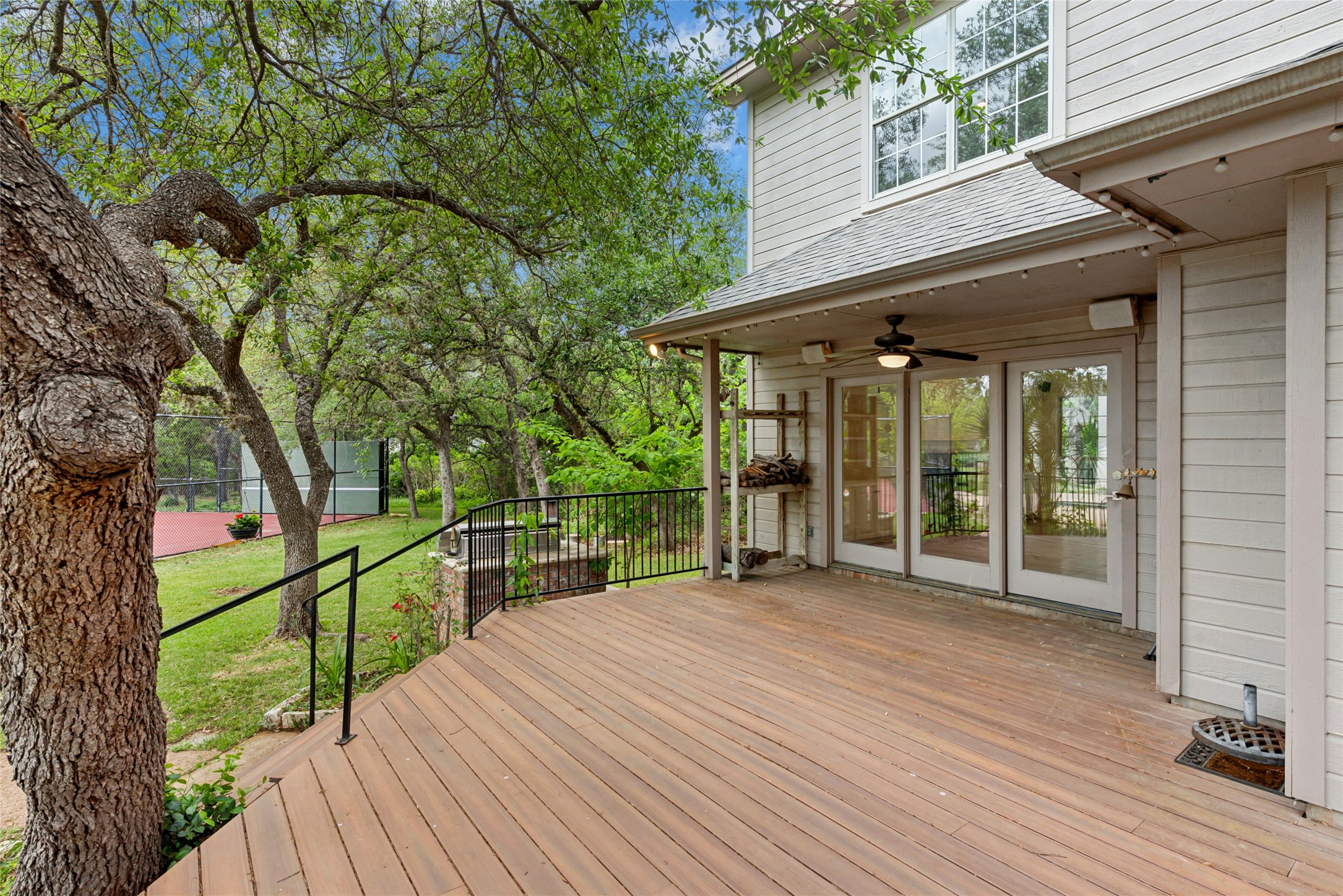 main property photo 33