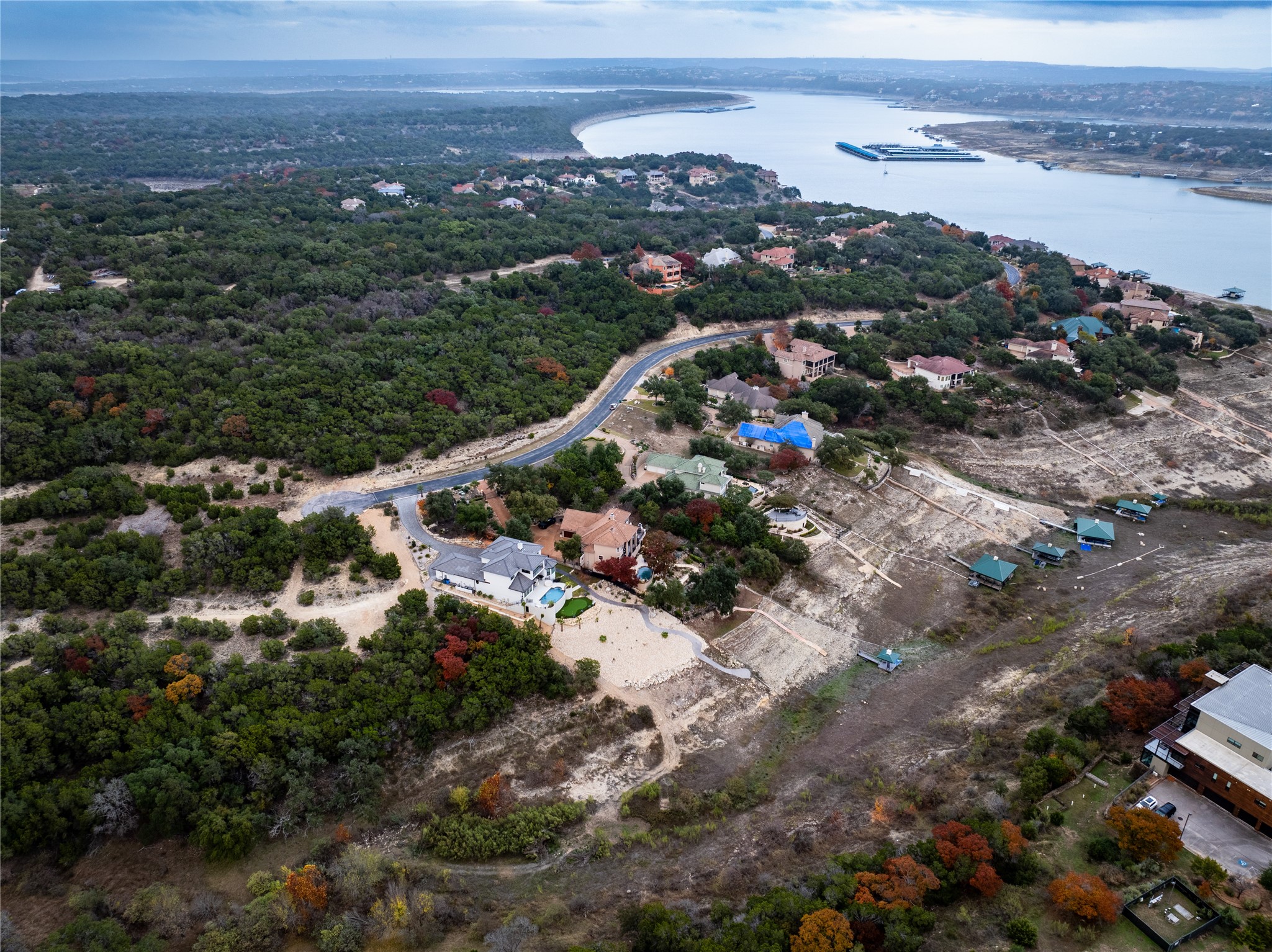 main property photo 18