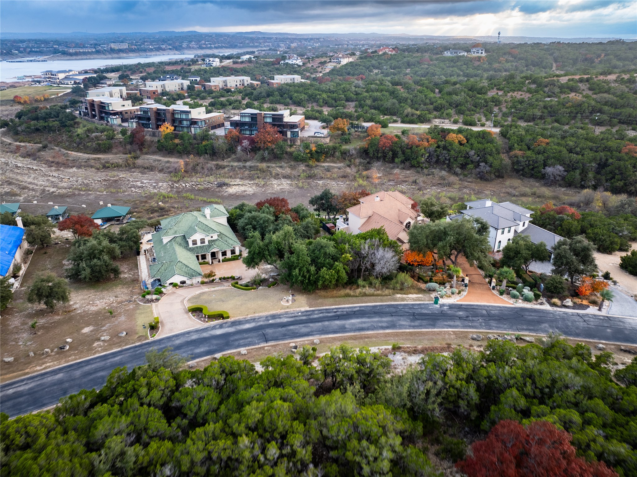 main property photo 6