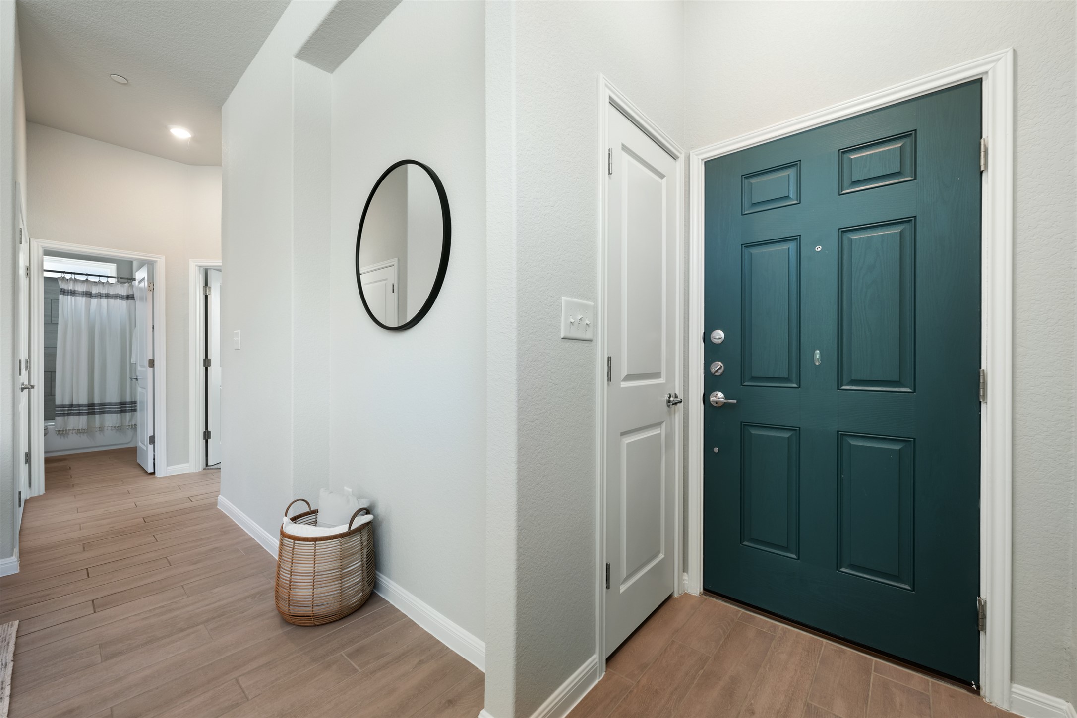 main property photo 26