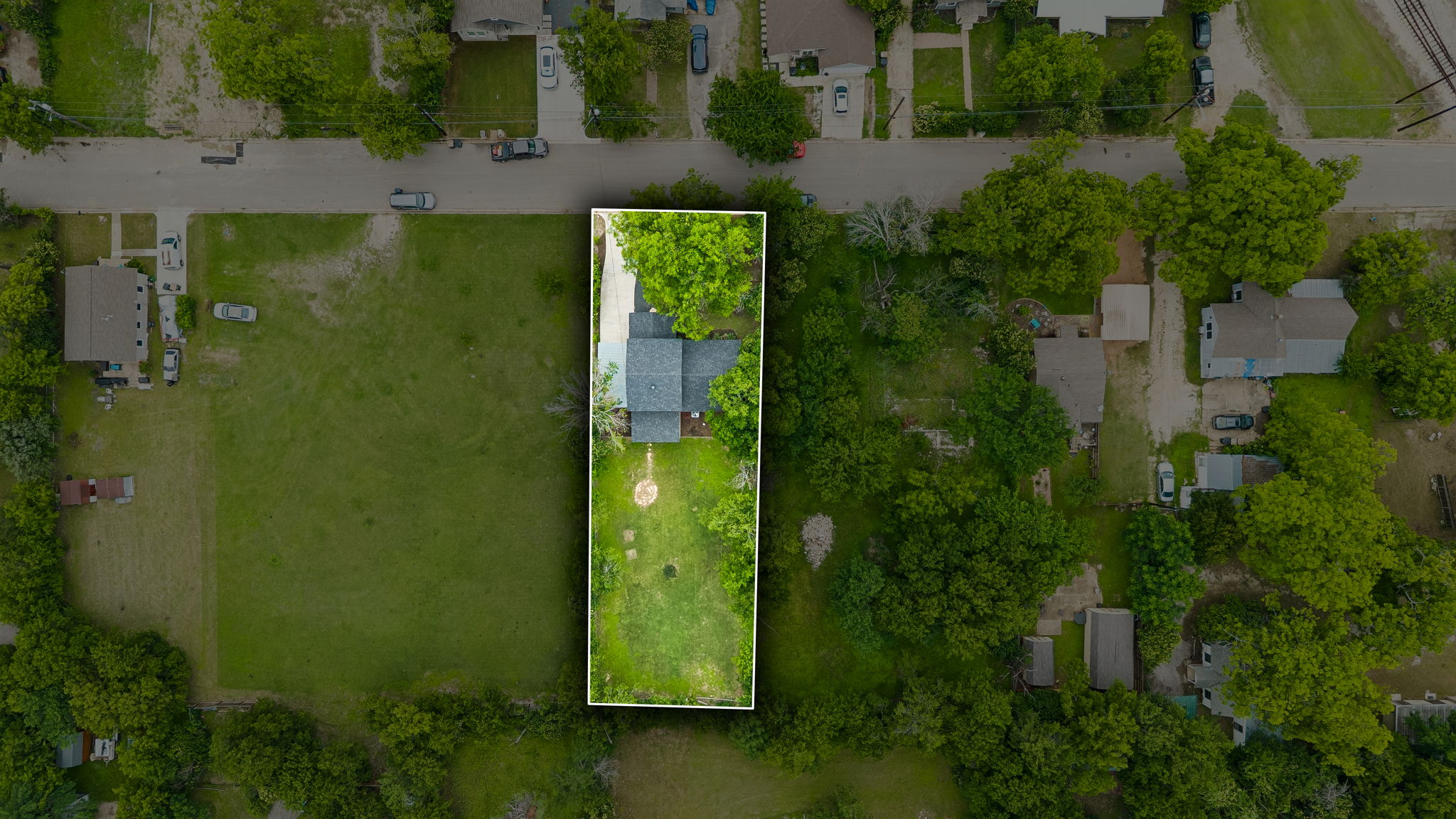 main property photo 30
