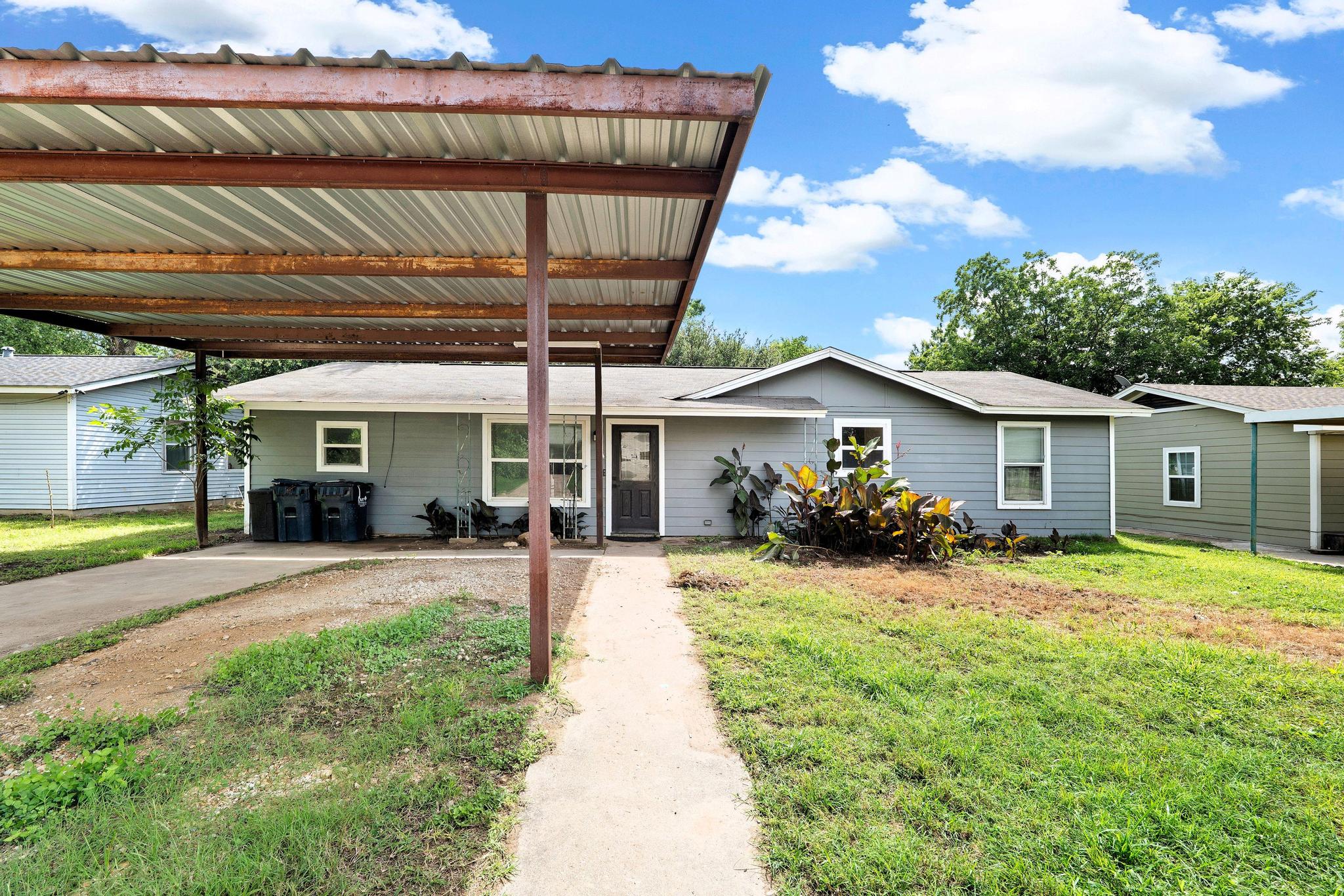 main property photo 2