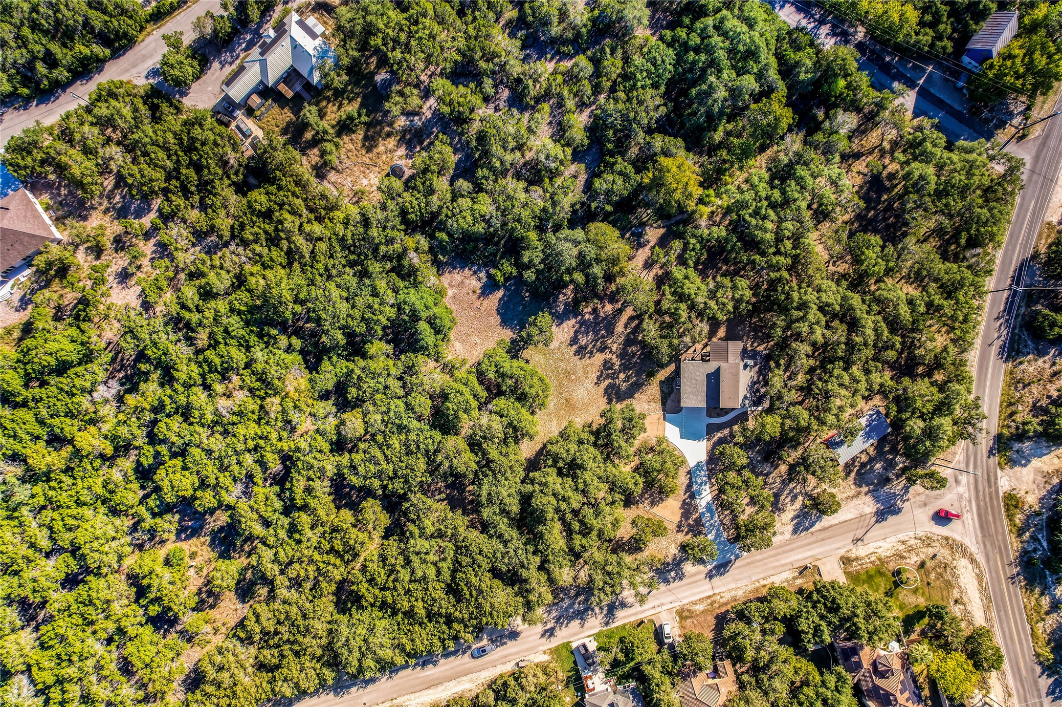 main property photo 37