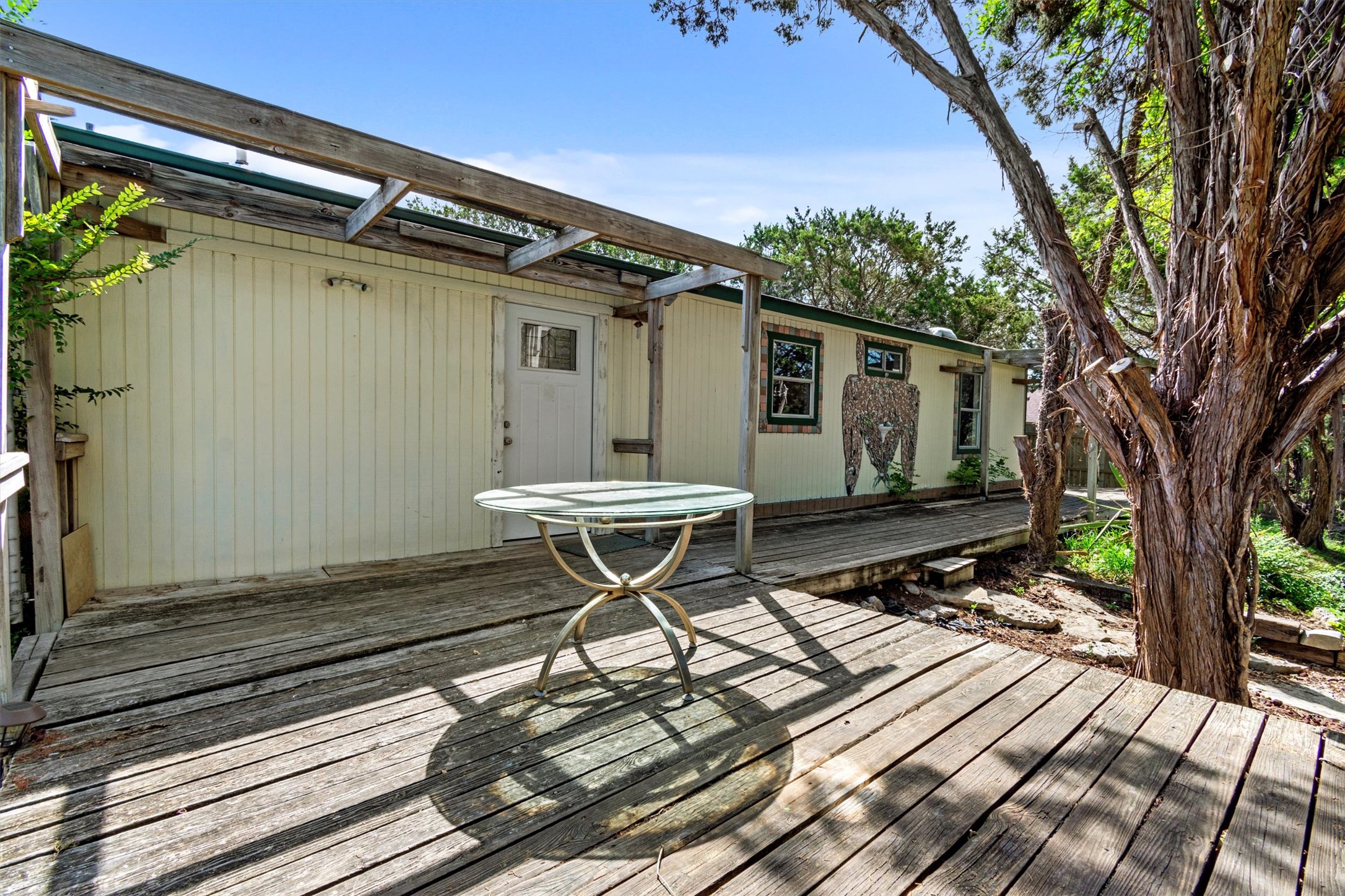 main property photo 15