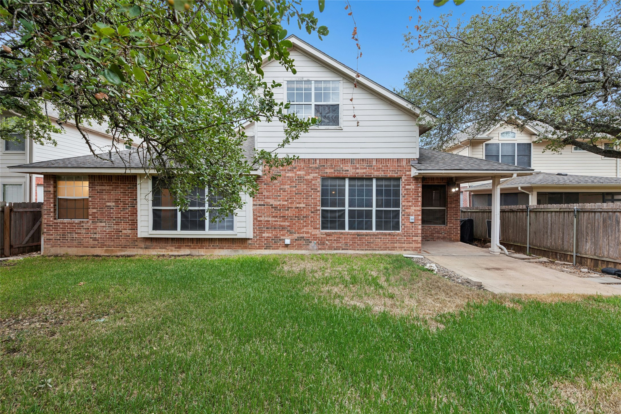 main property photo 32