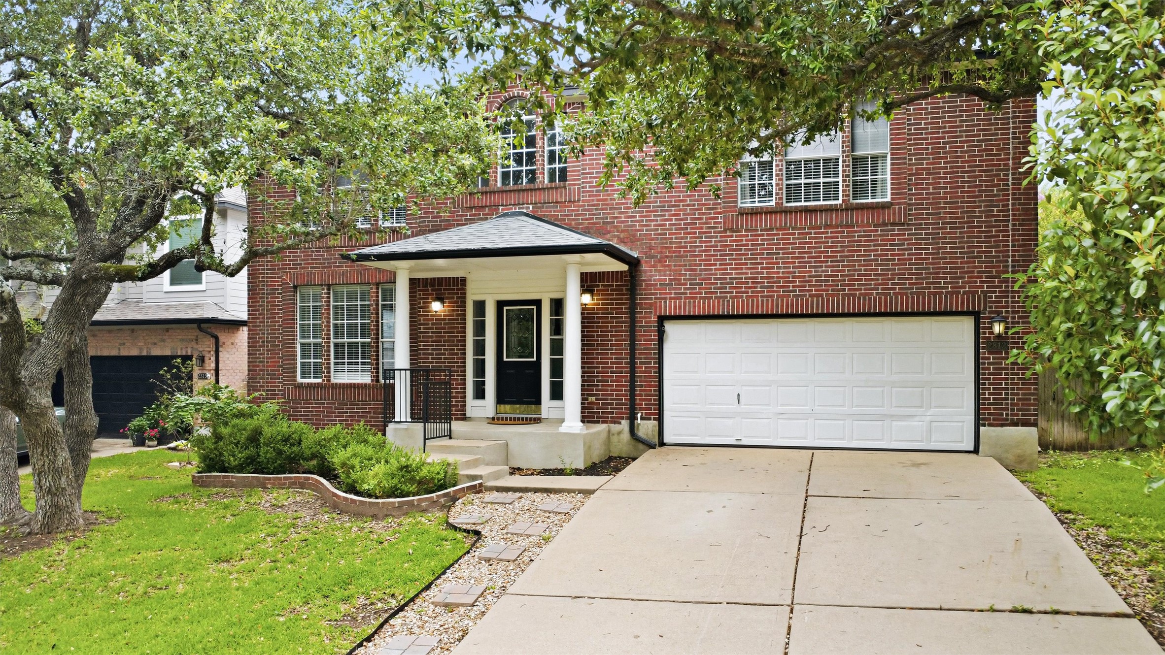 main property photo 28